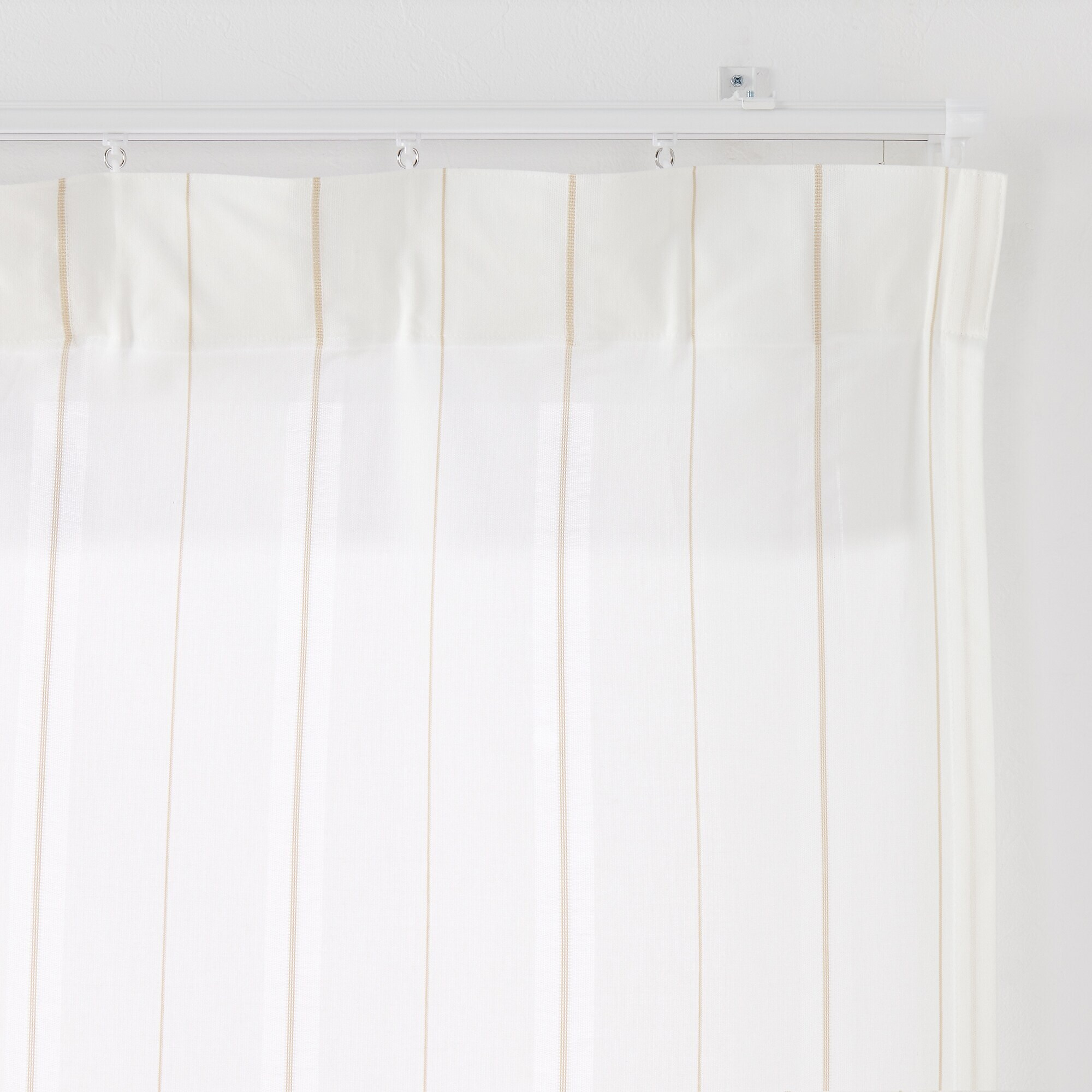 綿空き羽　レースノンプリーツカーテン／ベージュストライプ