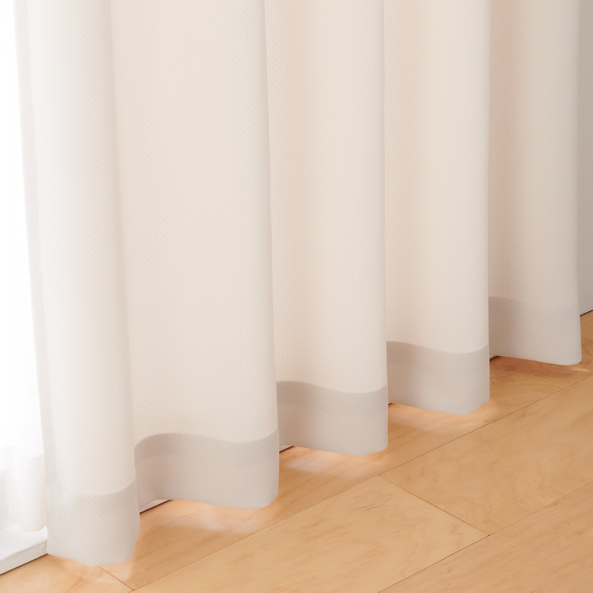 ポリエステル鹿の子織ノンプリーツカーテン／アイボリー