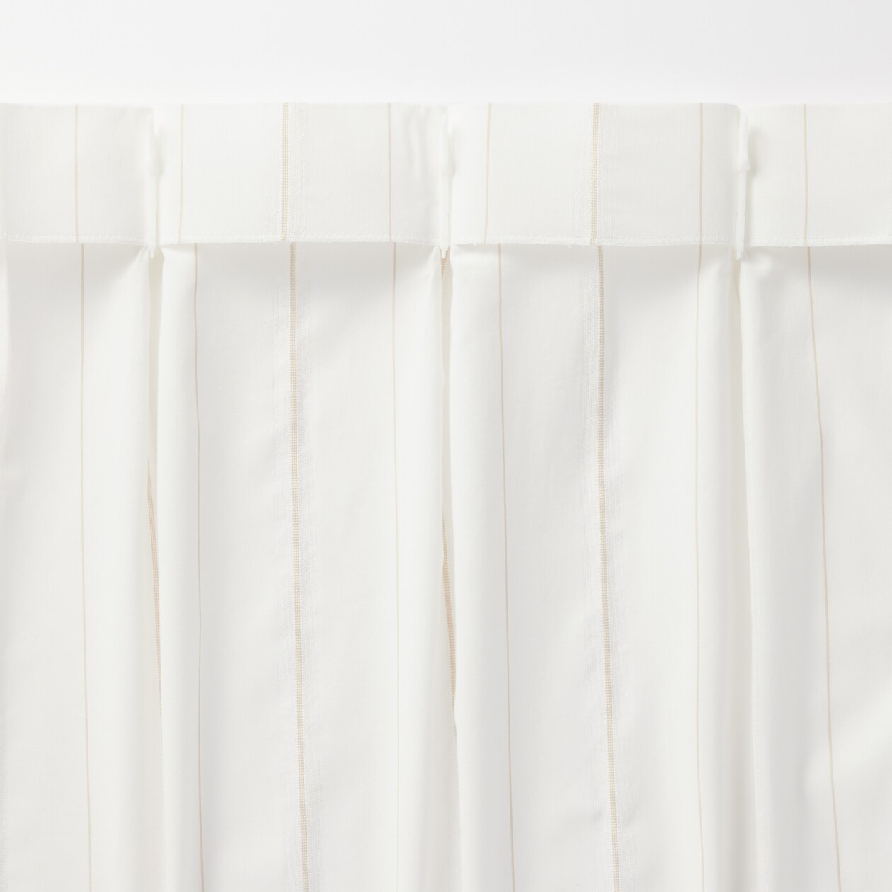 綿空き羽　レースプリーツカーテン／ブルーストライプ