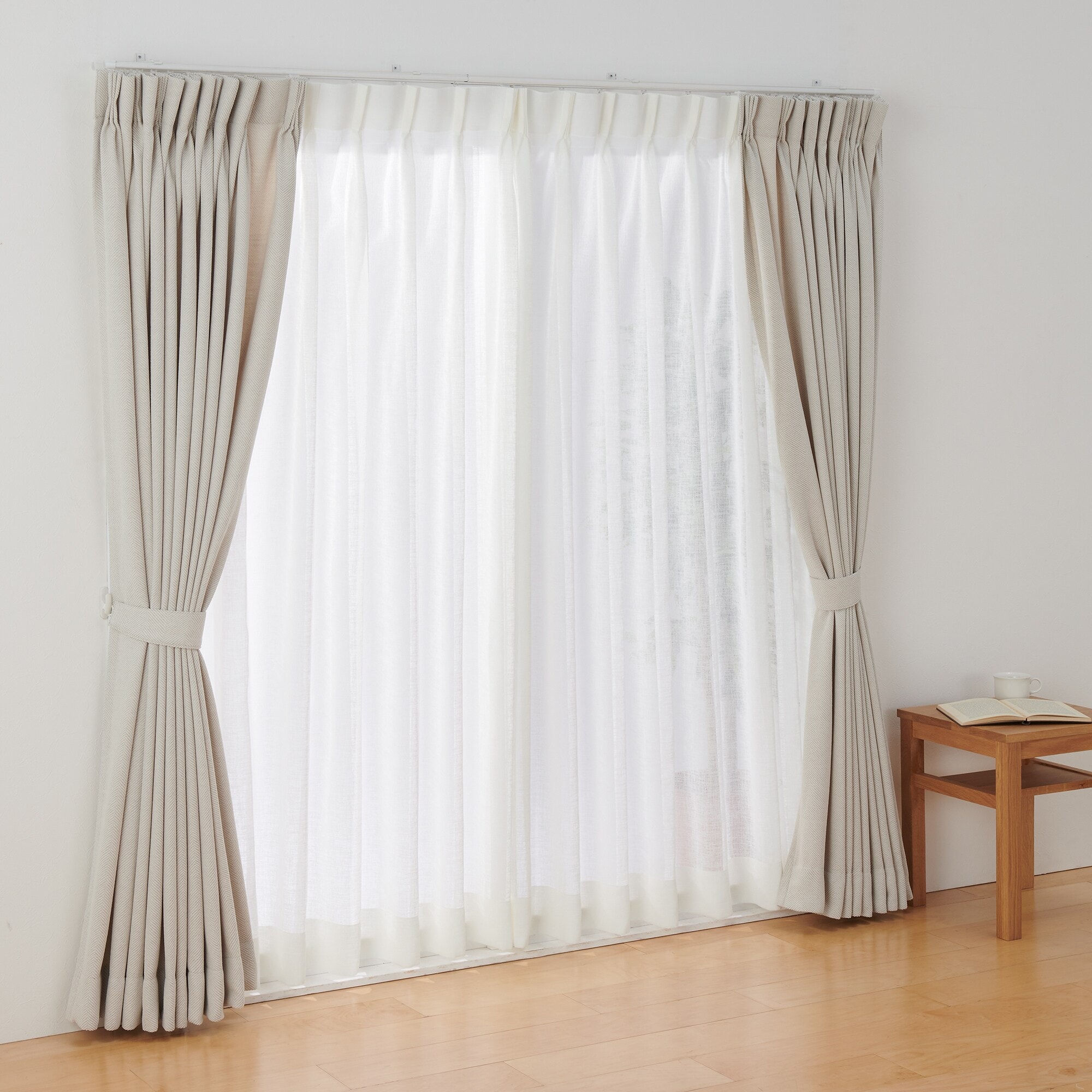 リネンライク　レース（防炎）２倍ヒダプリーツカーテン／オフ白