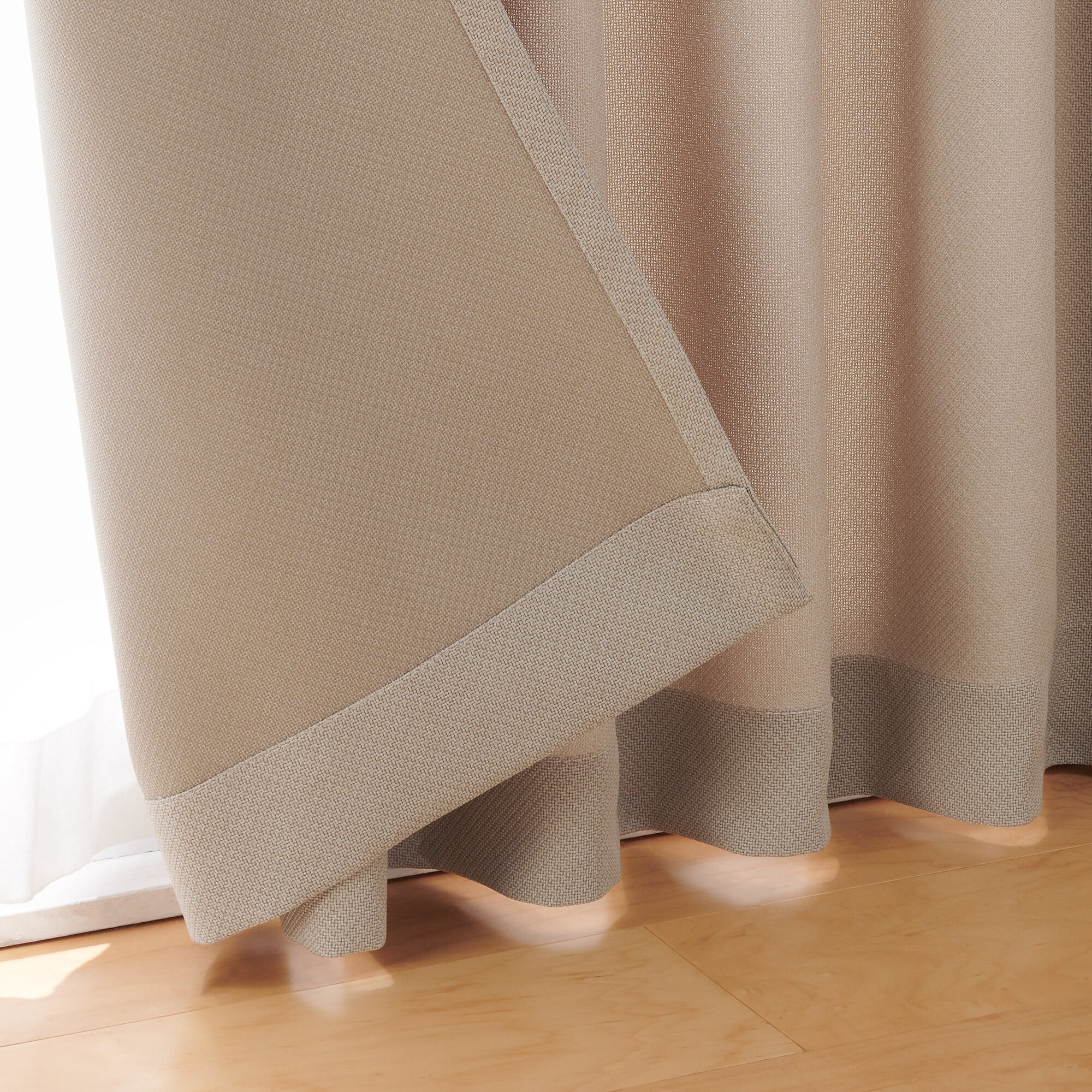 ポリエステル鹿の子織プリーツカーテン／ライトブラウン