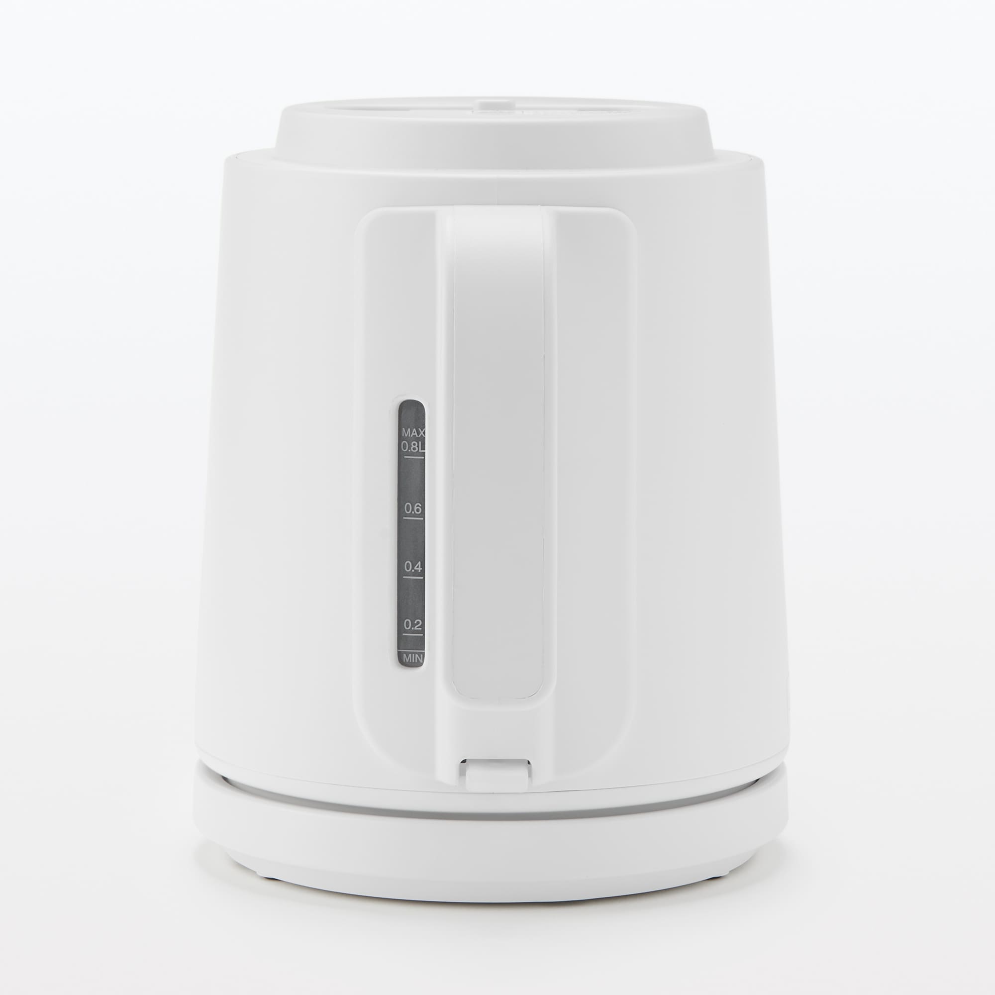 電気ケトル　０．８Ｌ