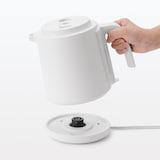 電気ケトル　０．８Ｌ