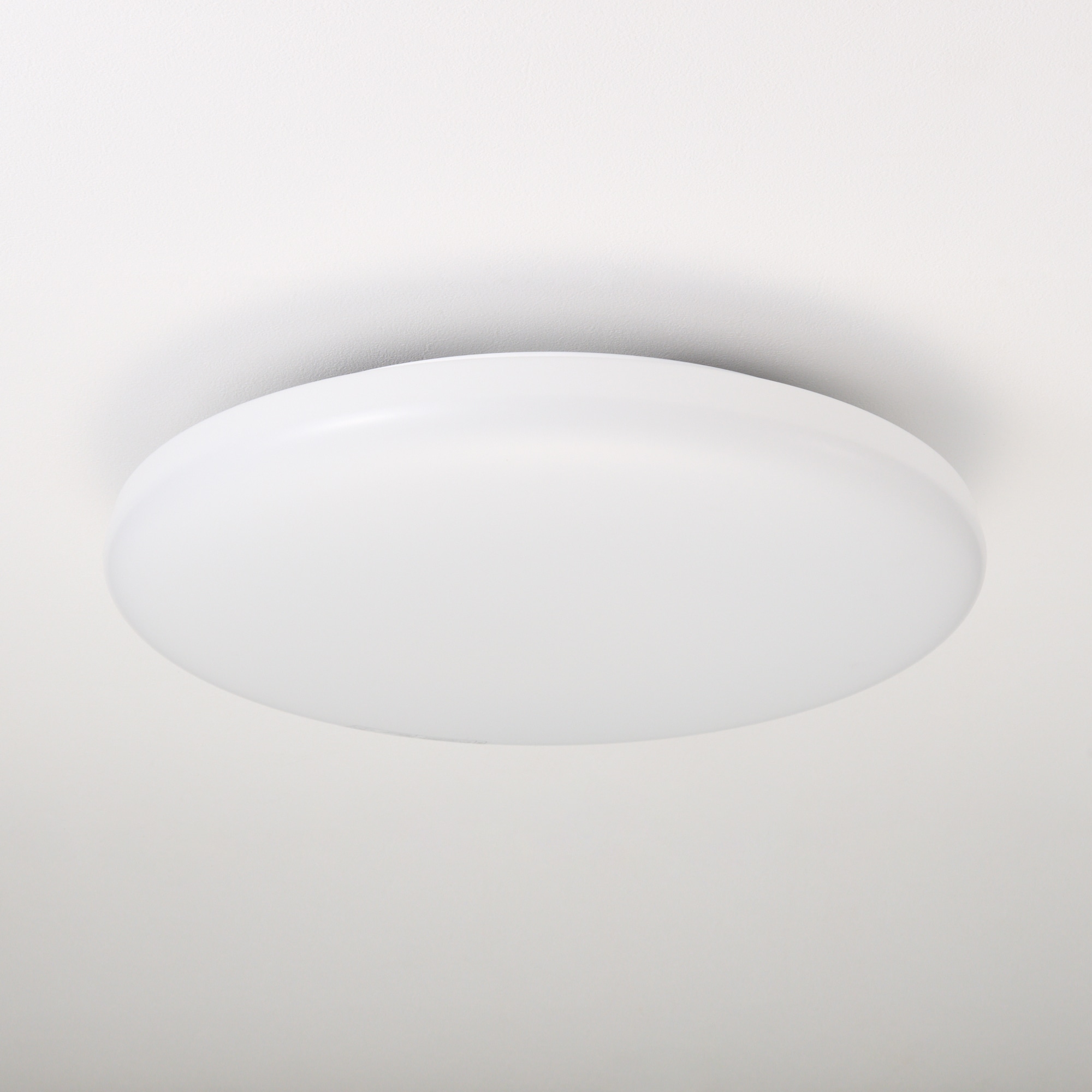 ＬＥＤシーリングライト　調光調色機能付　６畳