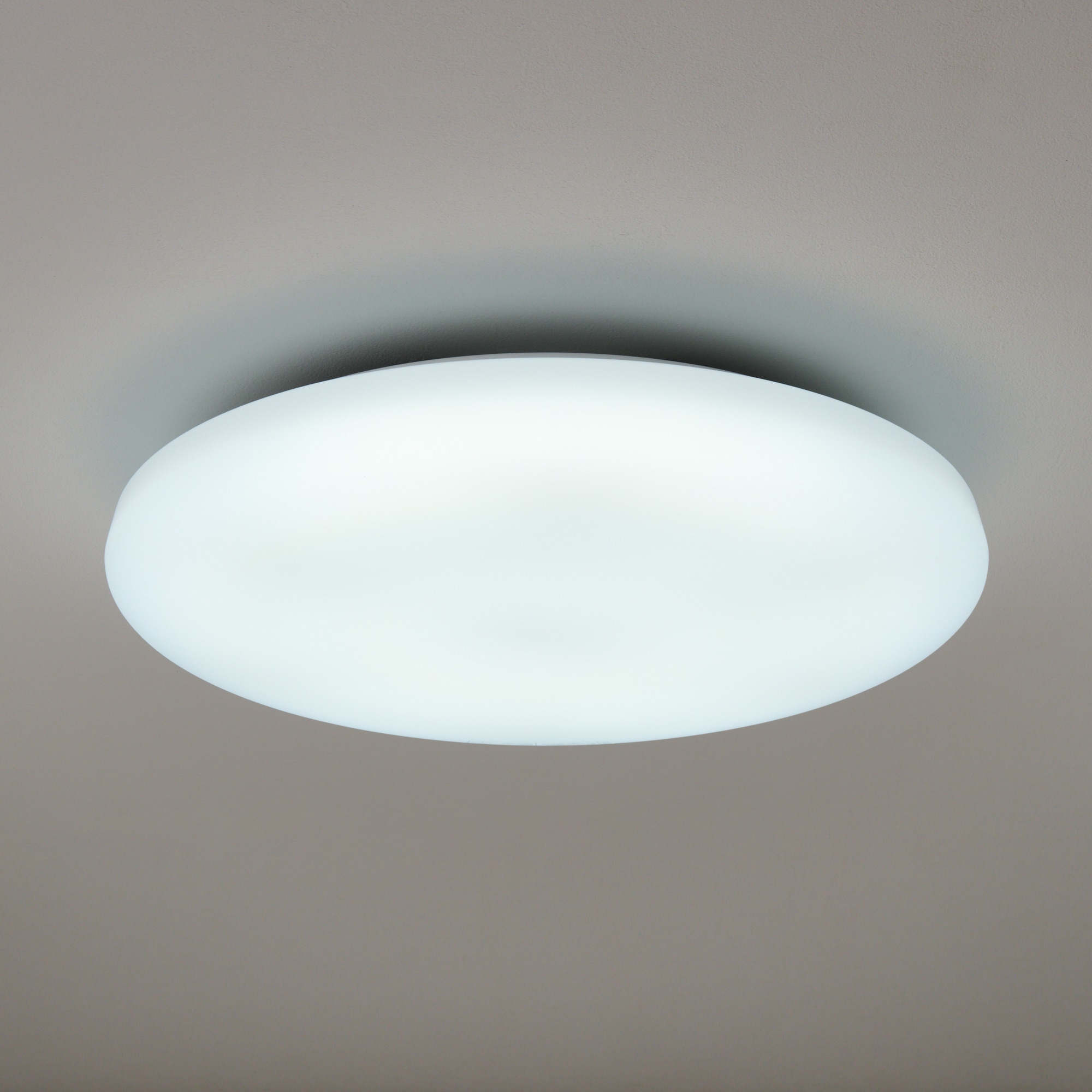 ＬＥＤシーリングライト　調光調色機能付　６畳