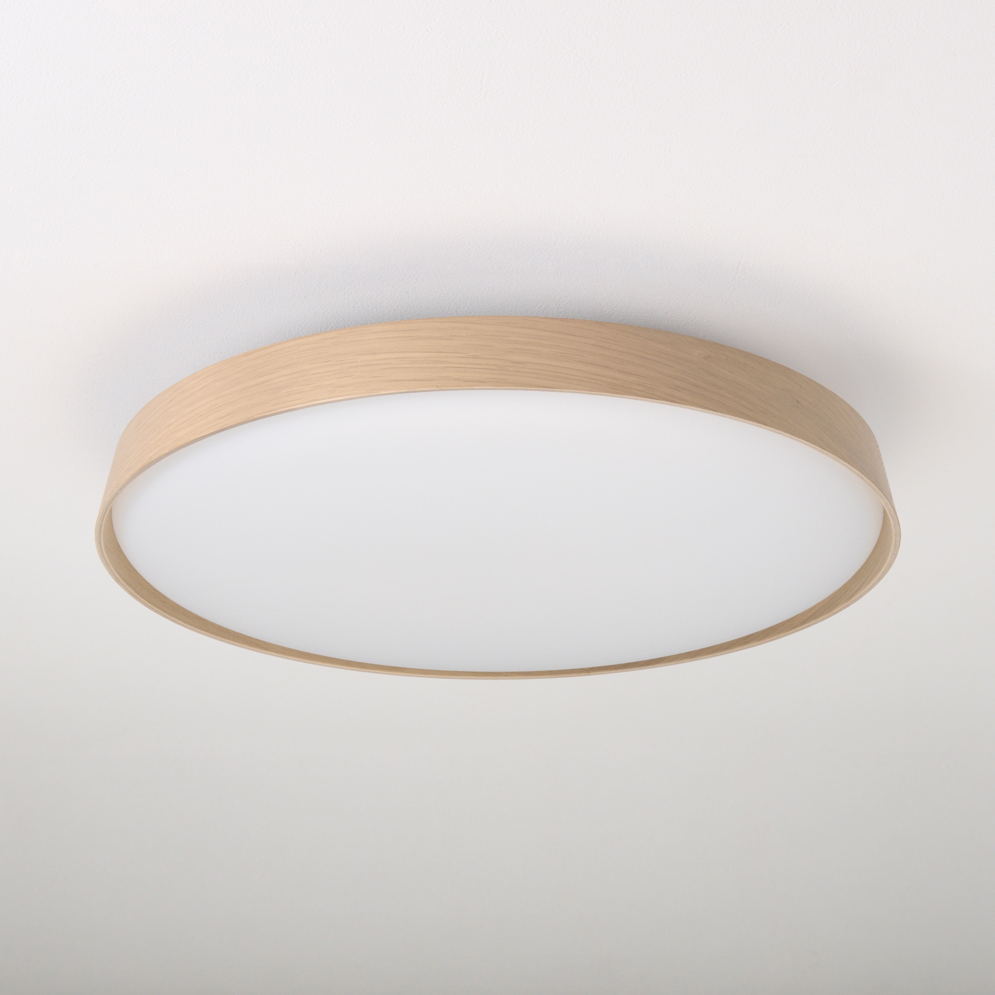 ＬＥＤ木製シーリングライト　調光調色機能付　６畳