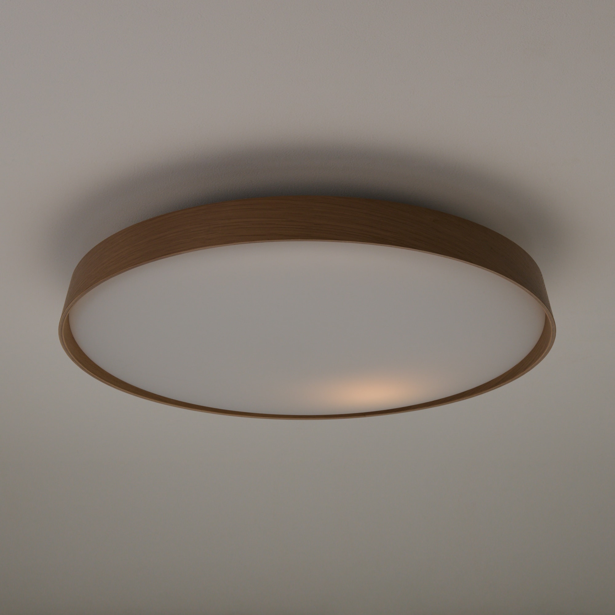 ＬＥＤ木製シーリングライト　調光調色機能付　６畳