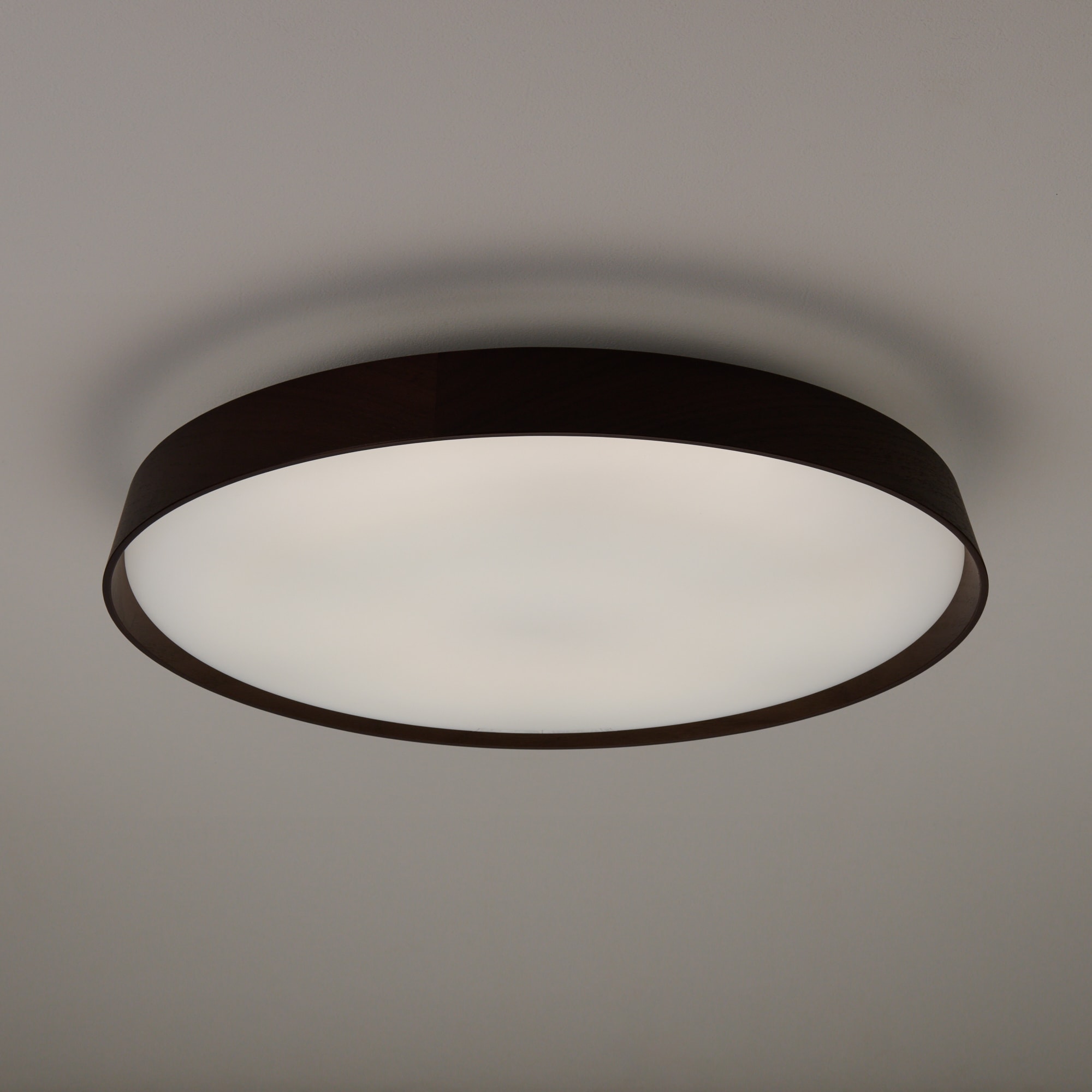 ＬＥＤ木製シーリングライト　調光調色機能付　６畳