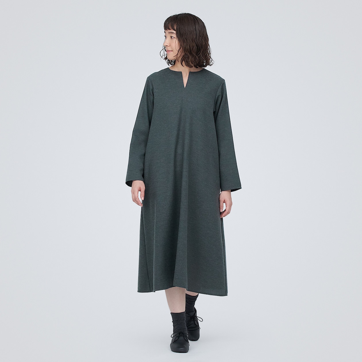 MUJI 新品 起毛キーネック長袖ワンピース 婦人XL チャコールグレー