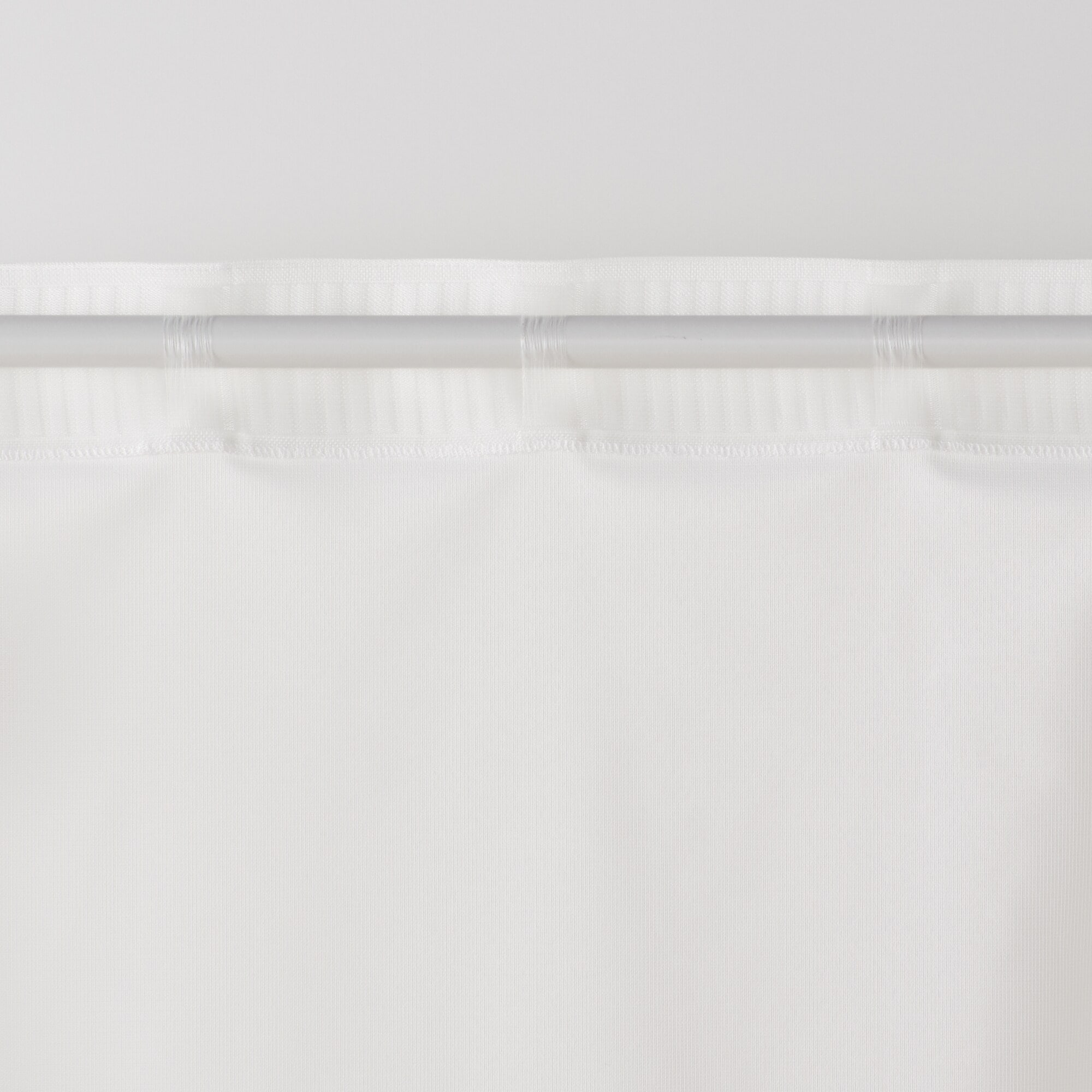 防カビポリエステル　レースノンプリーツカーテン／オフ白