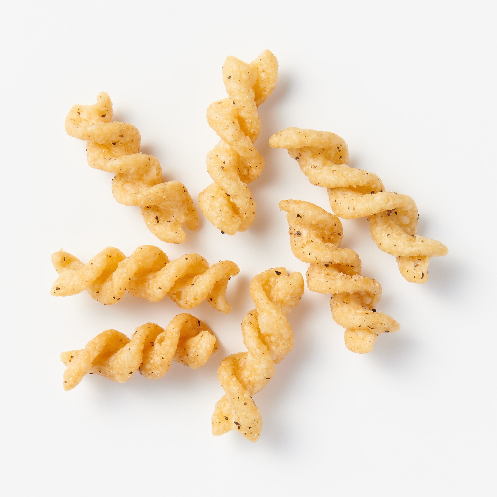 糖質１０ｇ以下のお菓子　パスタスナック　ブラックペッパー味