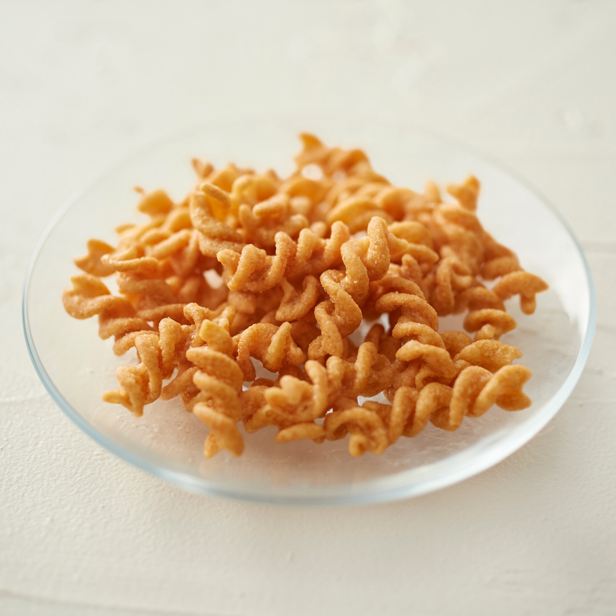 糖質１０ｇ以下のお菓子　パスタスナック　サワークリームオニオン味