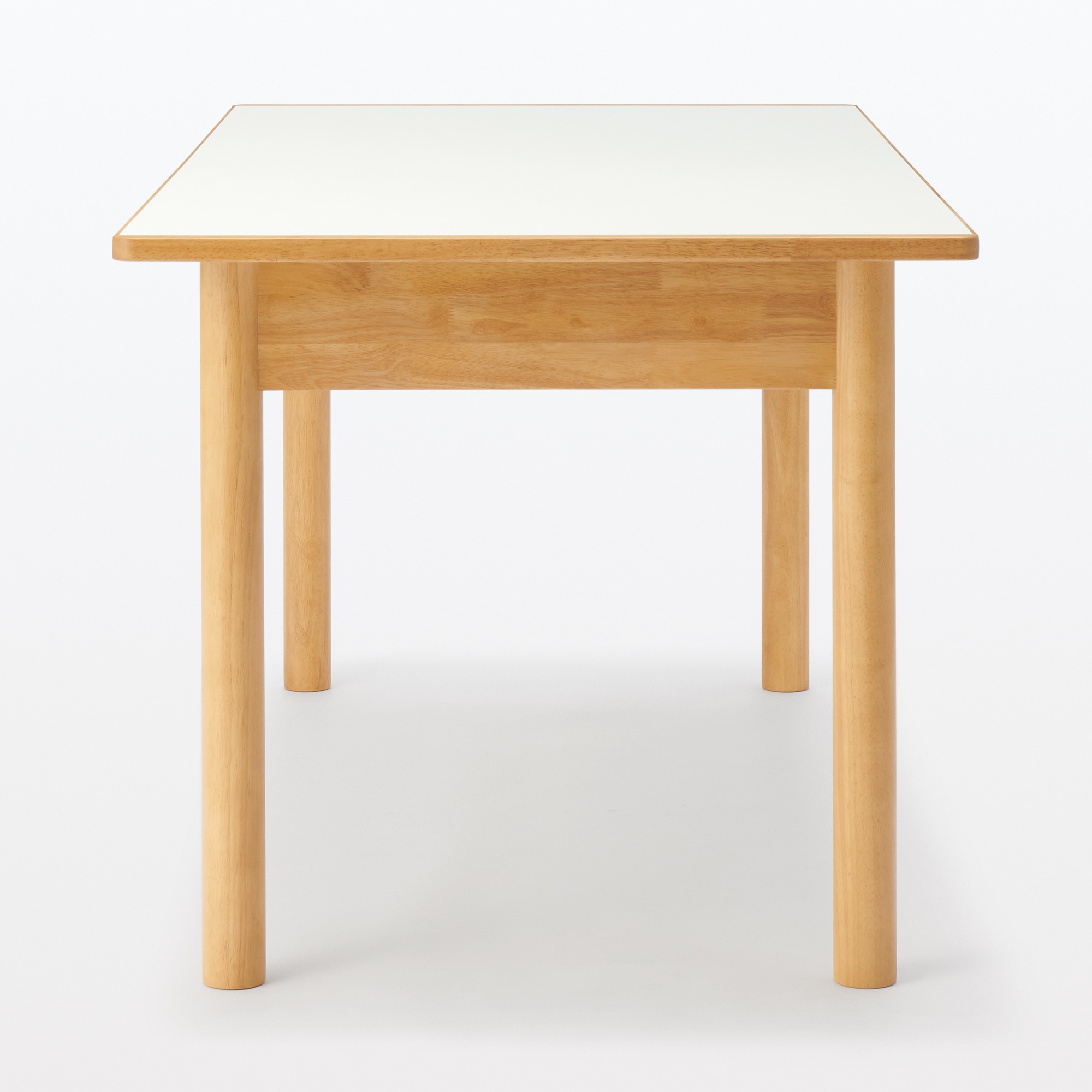 木製テーブル　１６０×８０ｃｍ　メラミン天板