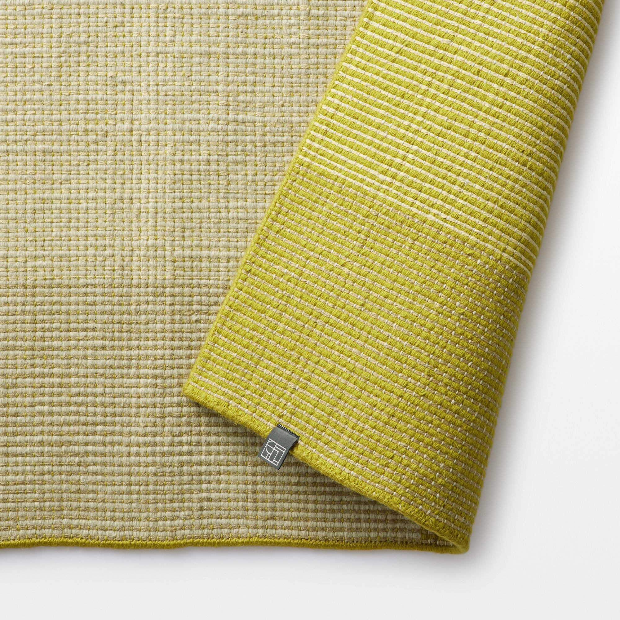 ［ＩＤＥＥ］ＬＩＮＩＥ　ＤＥＳＩＧＮ　ＢＯＬＯＧＮＡ　４５×６０ｃｍ　ライム