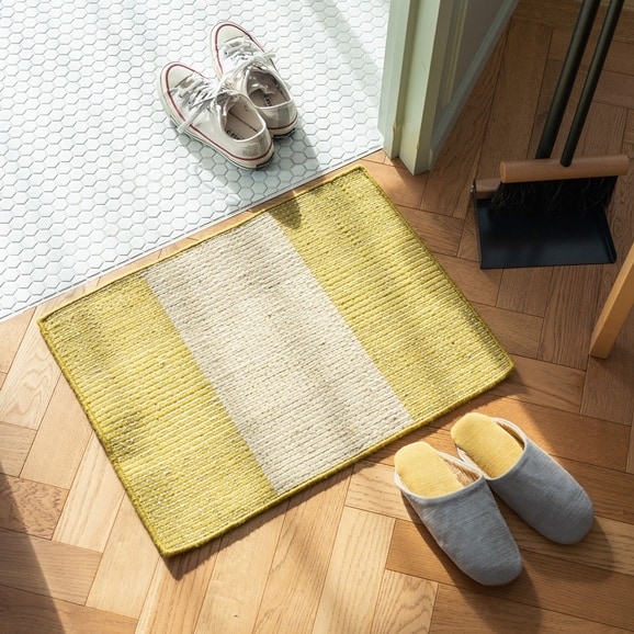 ［ＩＤＥＥ］ＬＩＮＩＥ　ＤＥＳＩＧＮ　ＢＯＬＯＧＮＡ　４５×６０ｃｍ　ライム