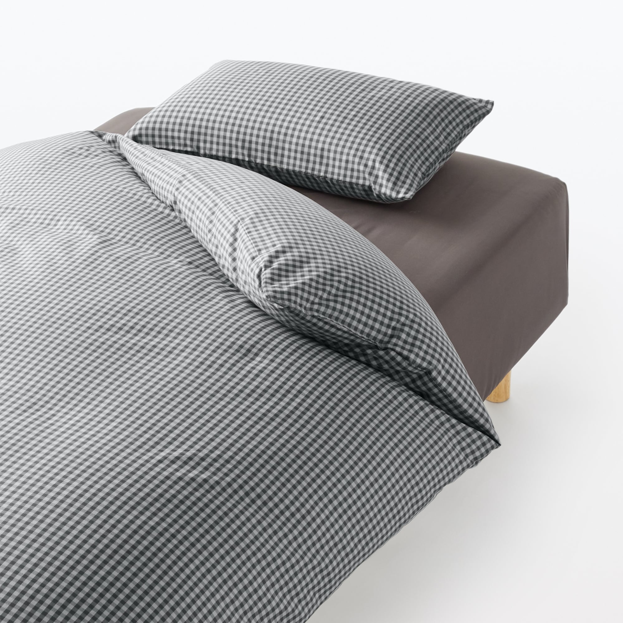 再生ポリエステル使い　乾きやすい　まくらカバー