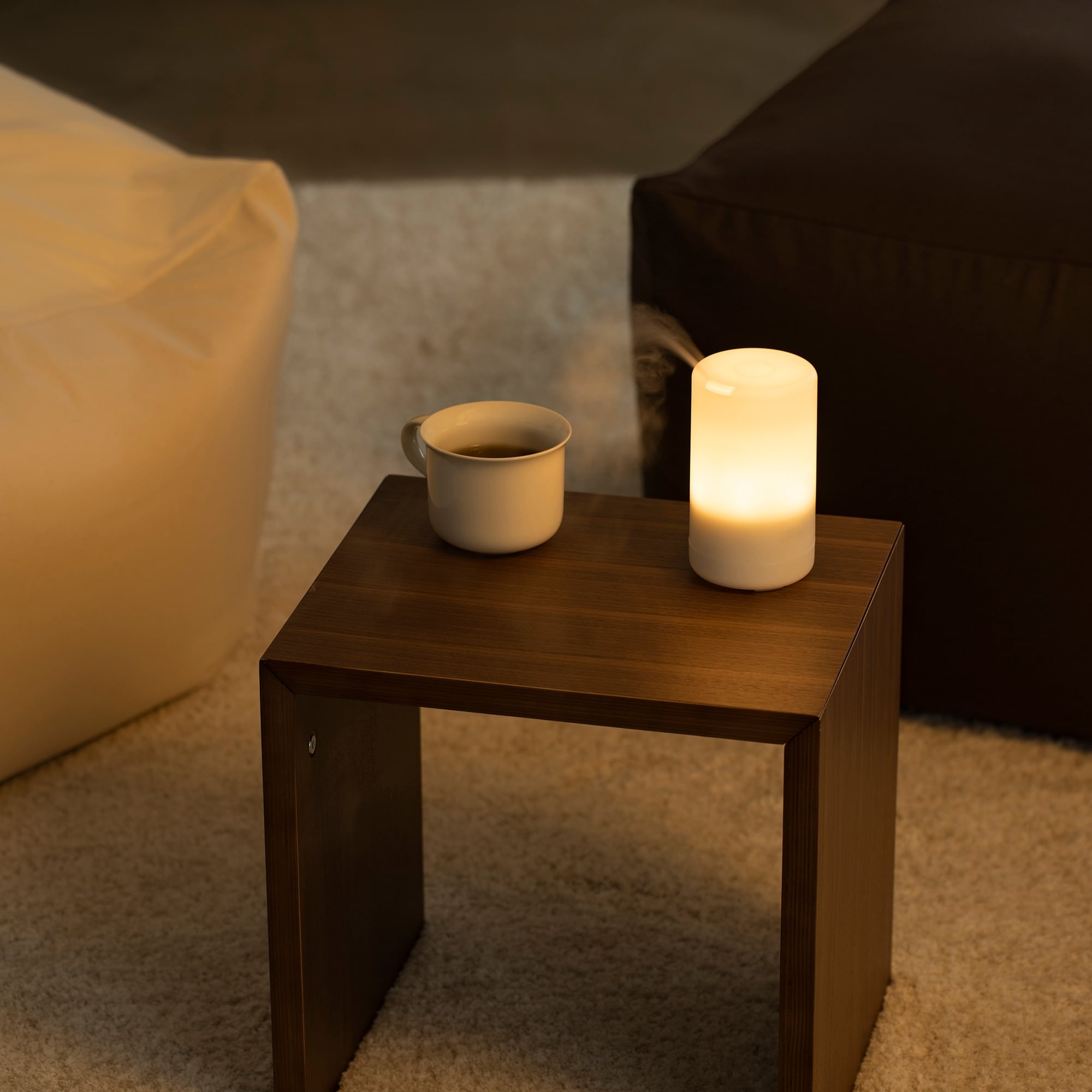 コの字の家具　積層合板　ウォールナット材　幅３５ｃｍ