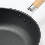 鍋としても使える　こびりつきにくいフライパン　深型