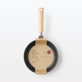 焼き面が広い　こびりつきにくいフライパン　浅型