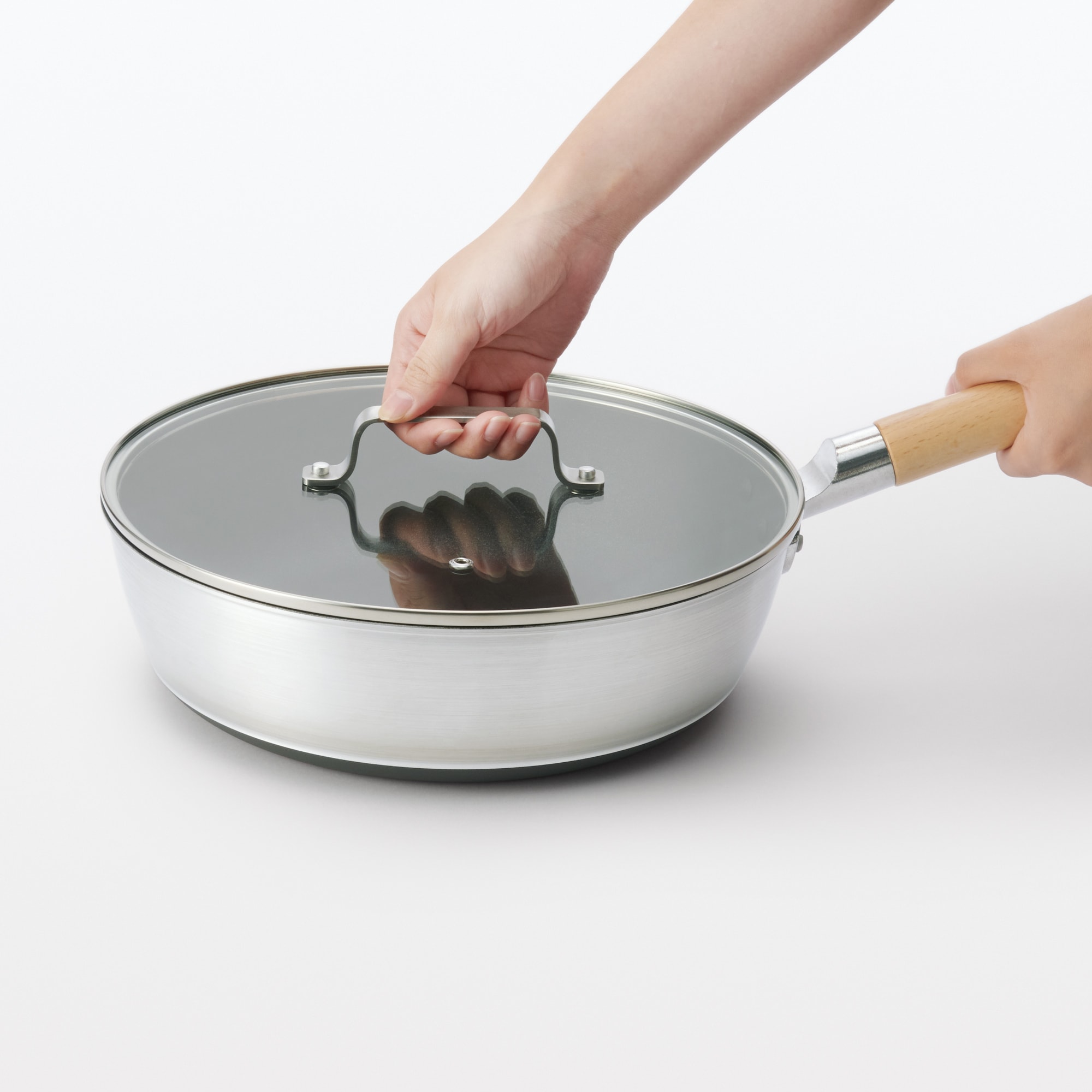 中が見えやすい　強化ガラス蓋