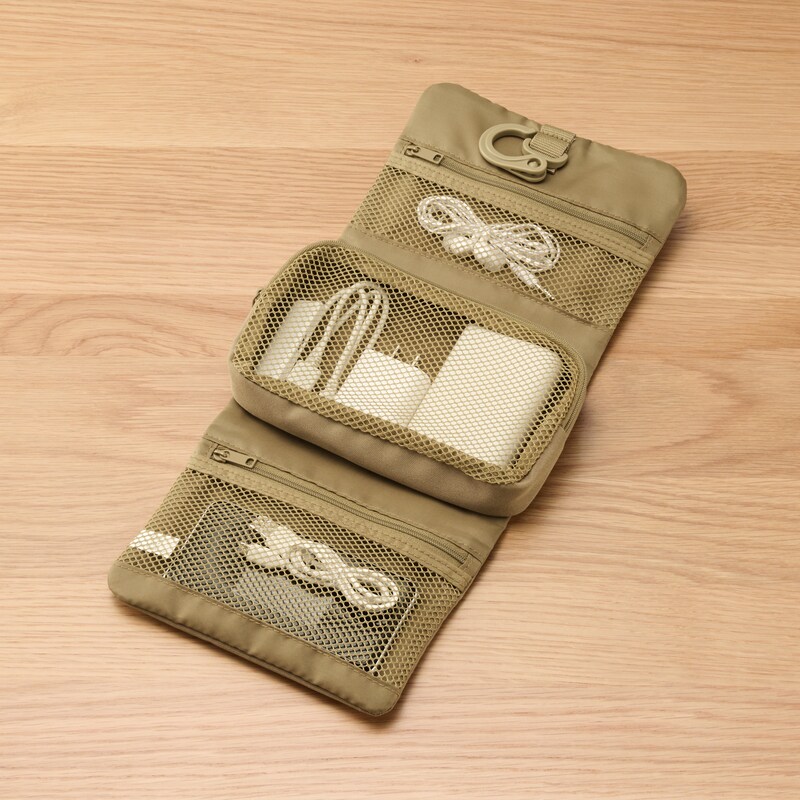 ポリエステル吊るして使える着脱ポーチ付ケース | 無印良品