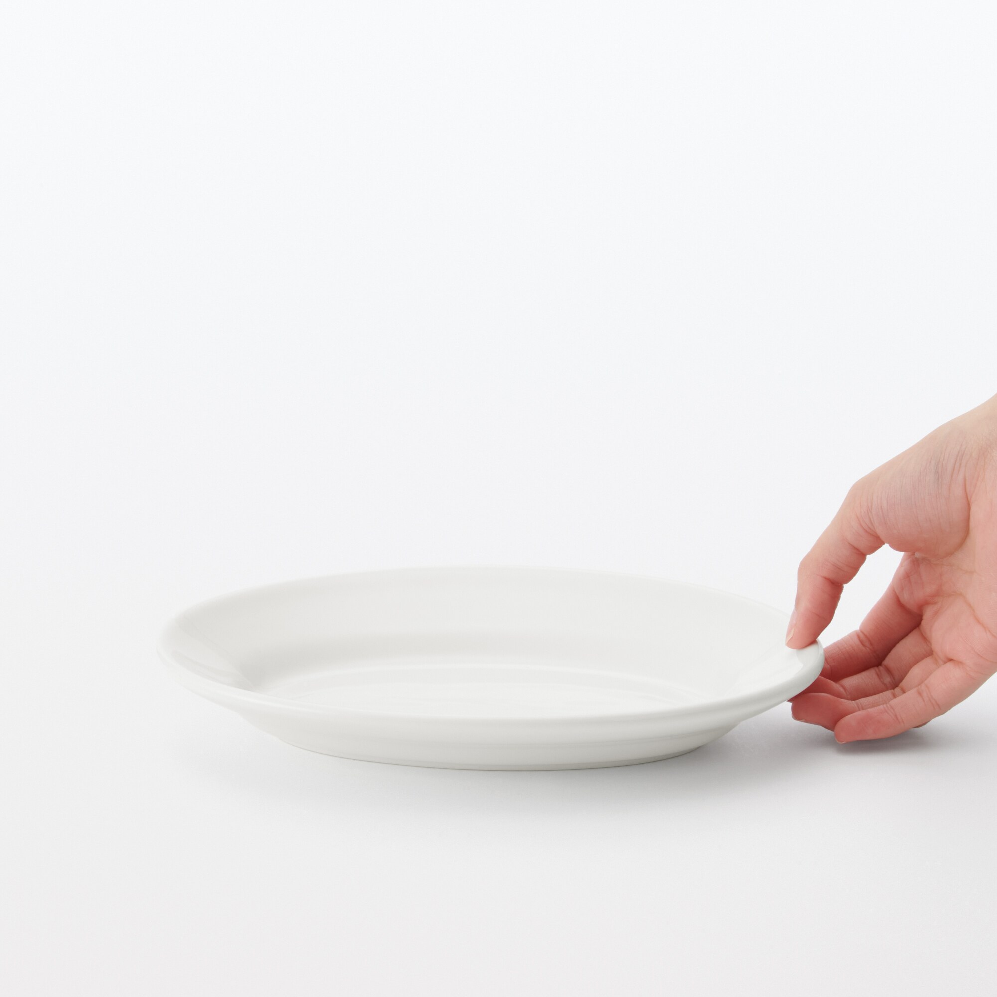   オーバル皿 磁器 リムオーバル皿 中 | 無印良品