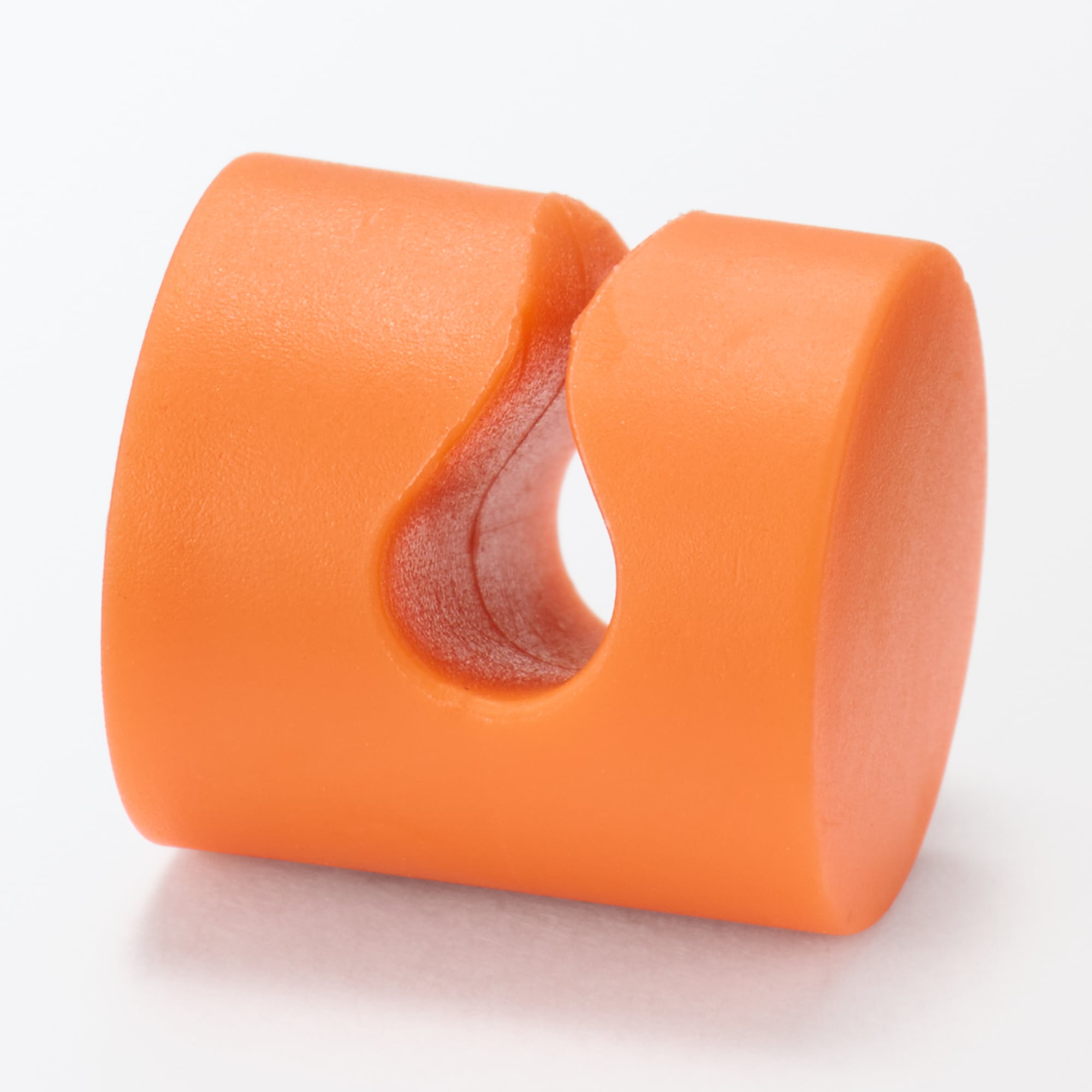 マグネットケーブルホルダー