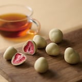 不揃い　アールグレイチョコがけいちご