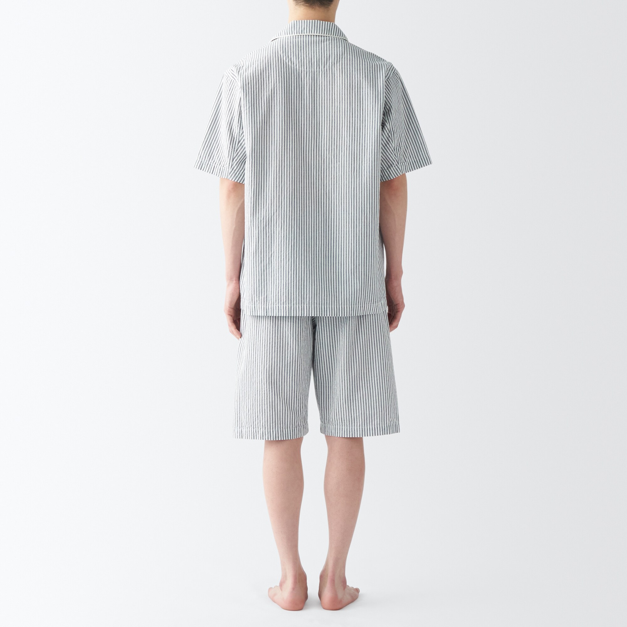 yunaoki　無印良品　サッカー織　半袖パジャマネイビーチェック柄　M yunaoki様 専用 無印良品 サッカー織 半袖パジャマネイビー