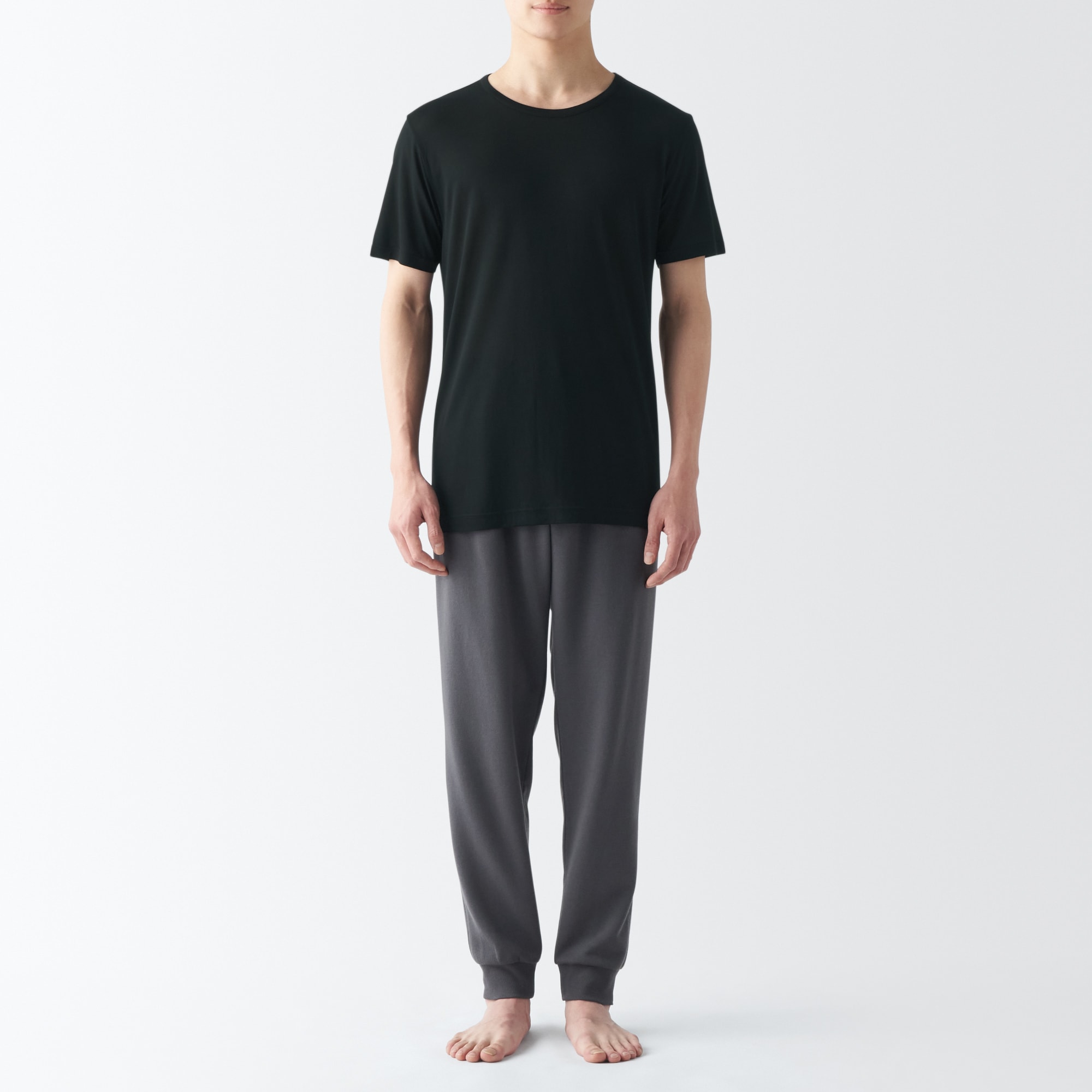 紳士　ひんやりなめらか　クルーネック半袖Ｔシャツ