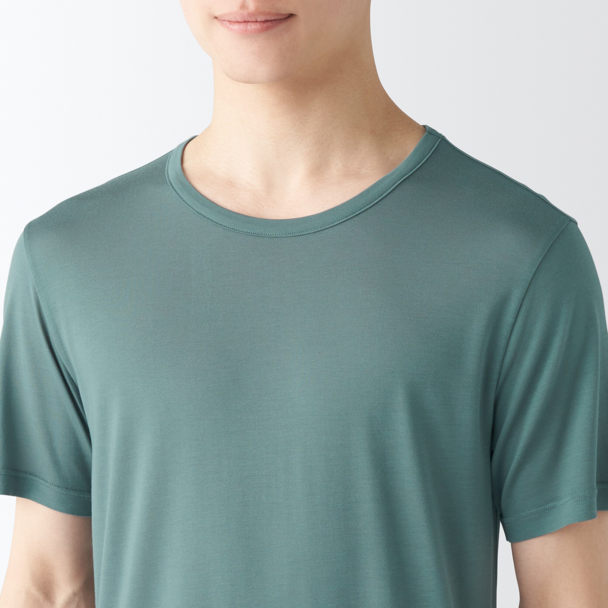 紳士　ひんやりなめらか　クルーネック半袖Ｔシャツ