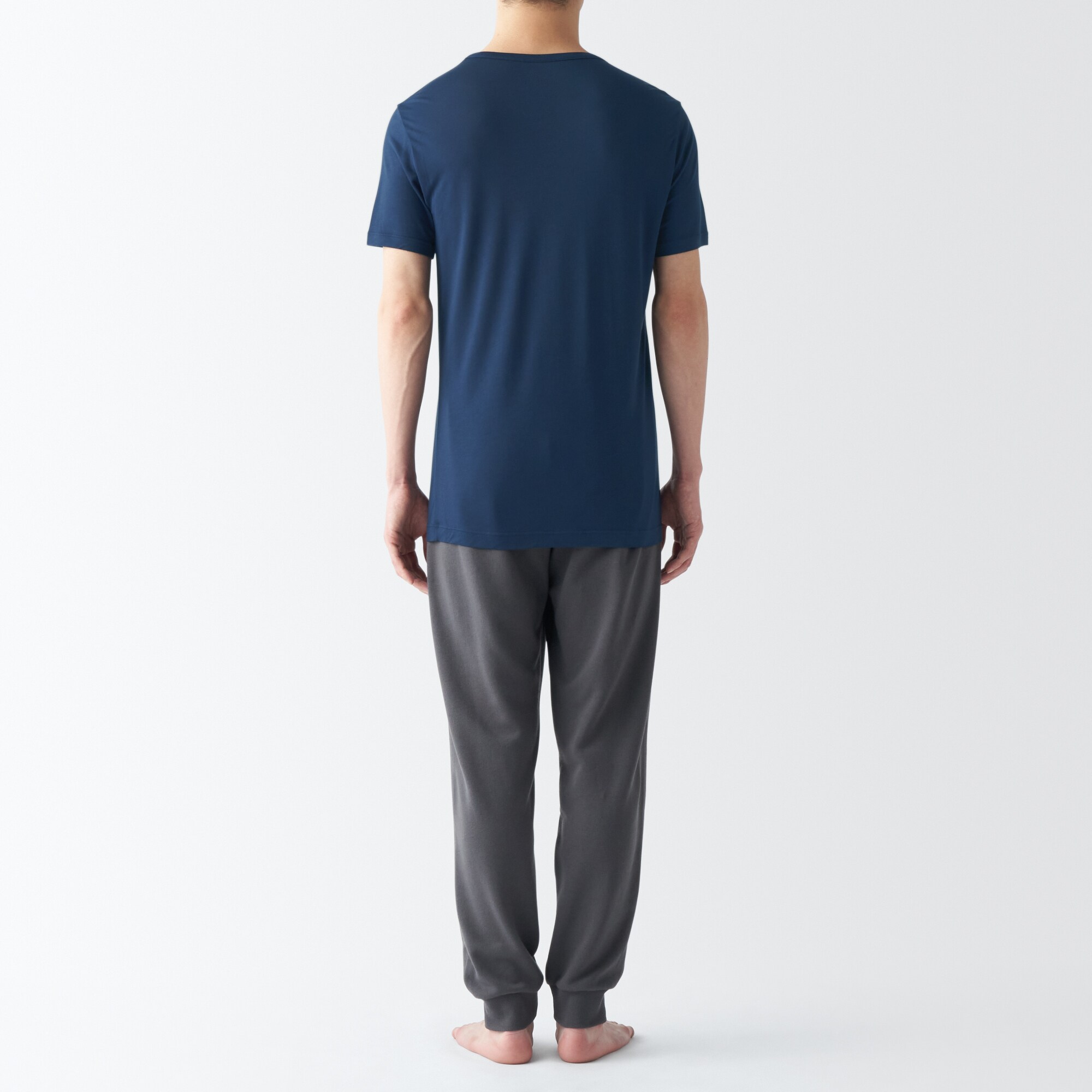 紳士　ひんやりなめらか　クルーネック半袖Ｔシャツ