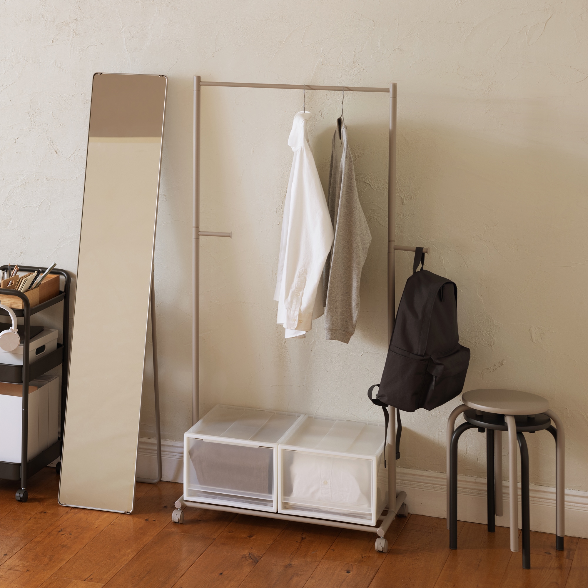 スチールパイプスタッキングスツール スチールパイプスタッキングスツール | 無印良品