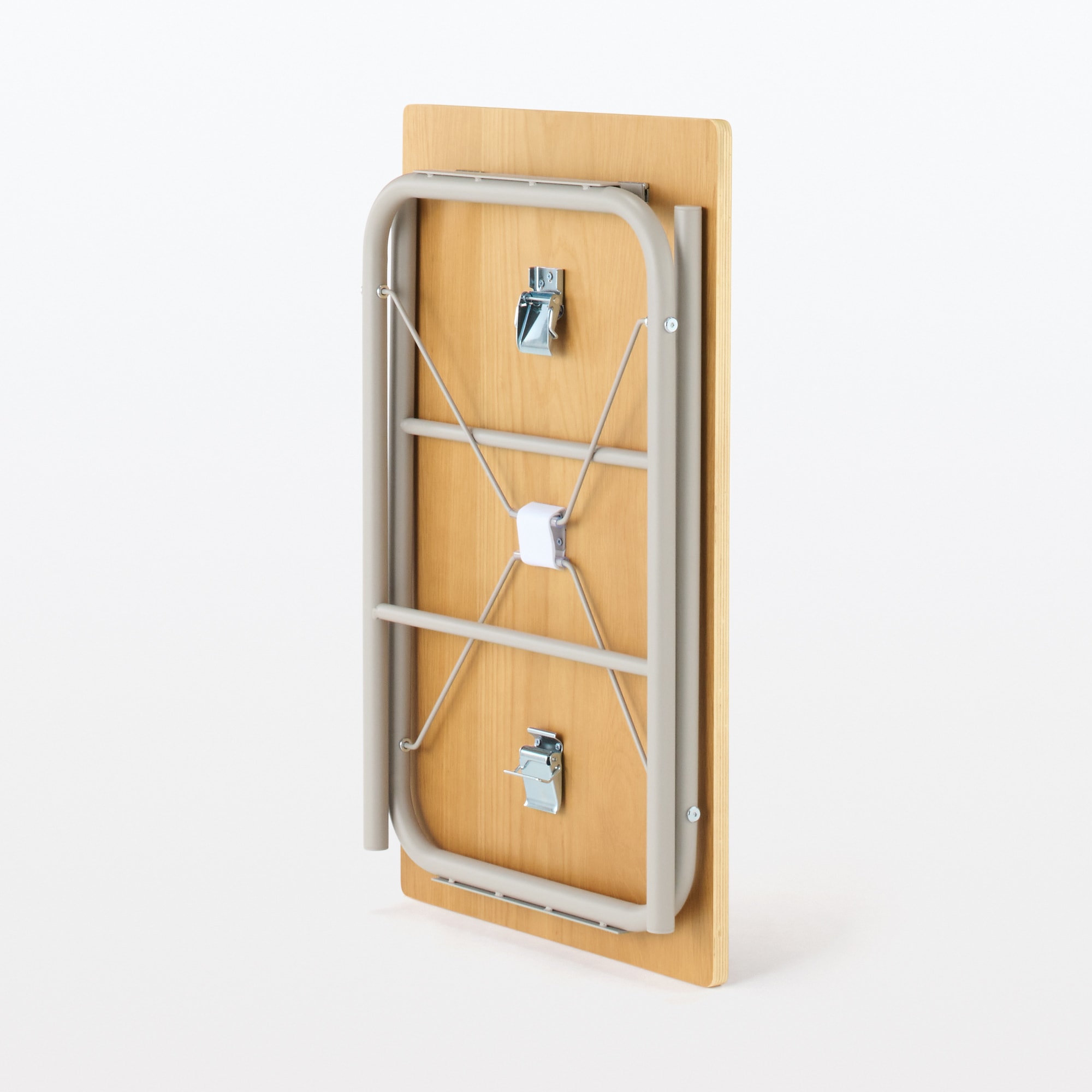 スチールパイプテーブル