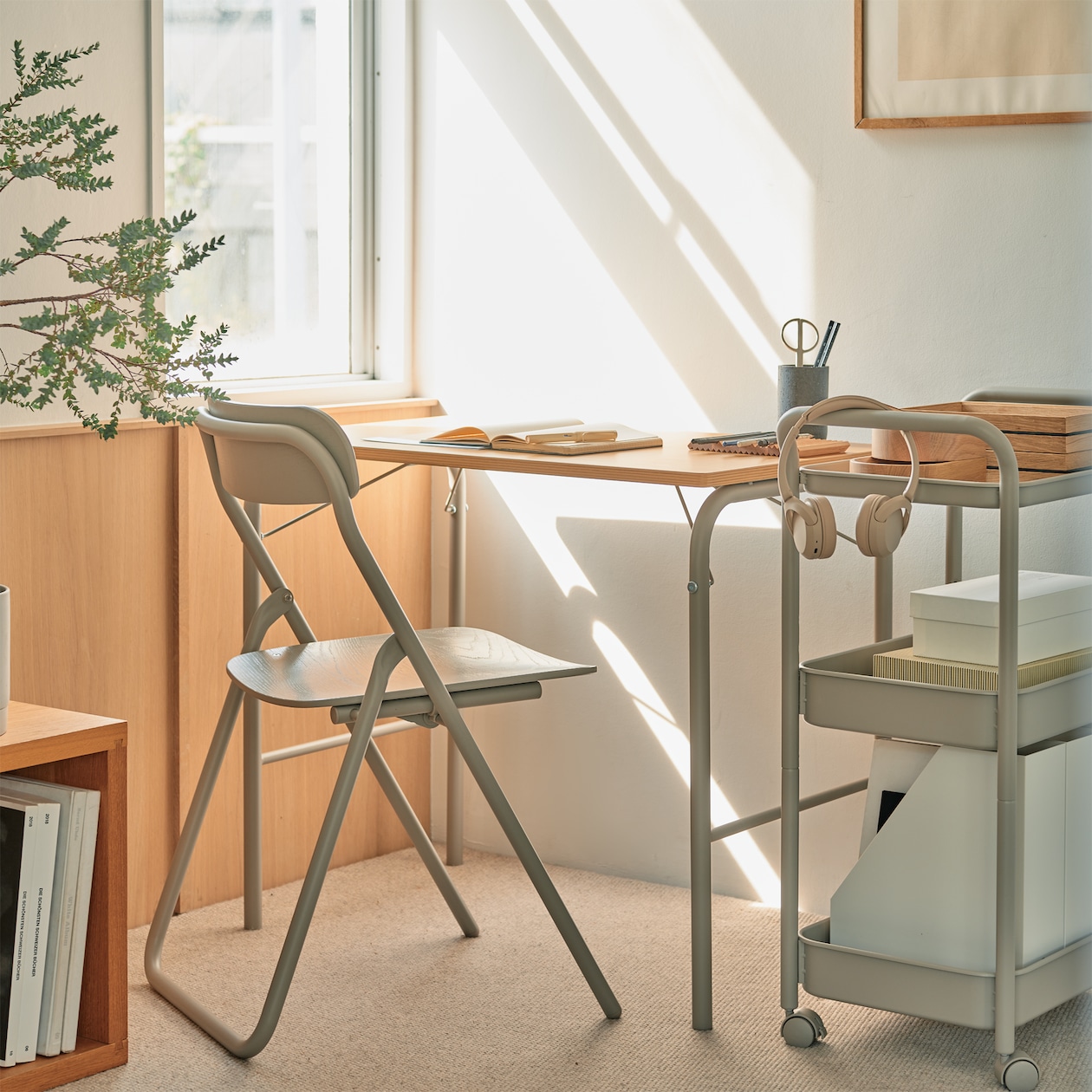 スチールパイプテーブル