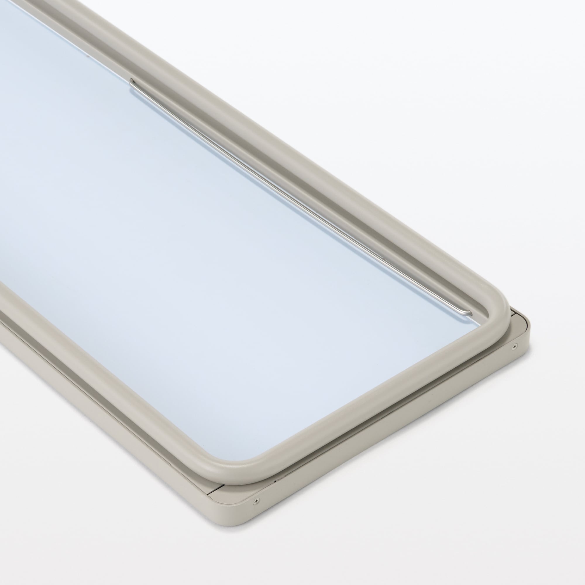 スチールパイプスタンドミラー