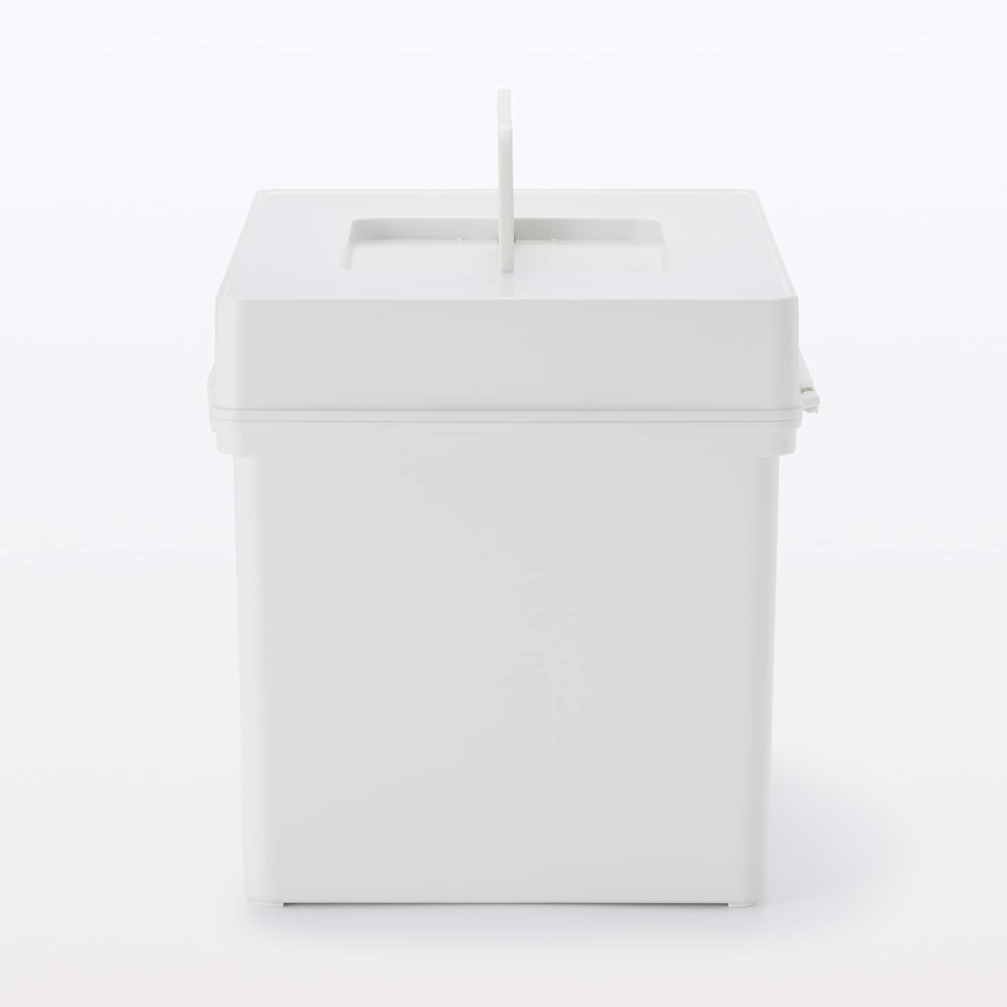 ポリプロピレン　救急箱　ホワイトグレー