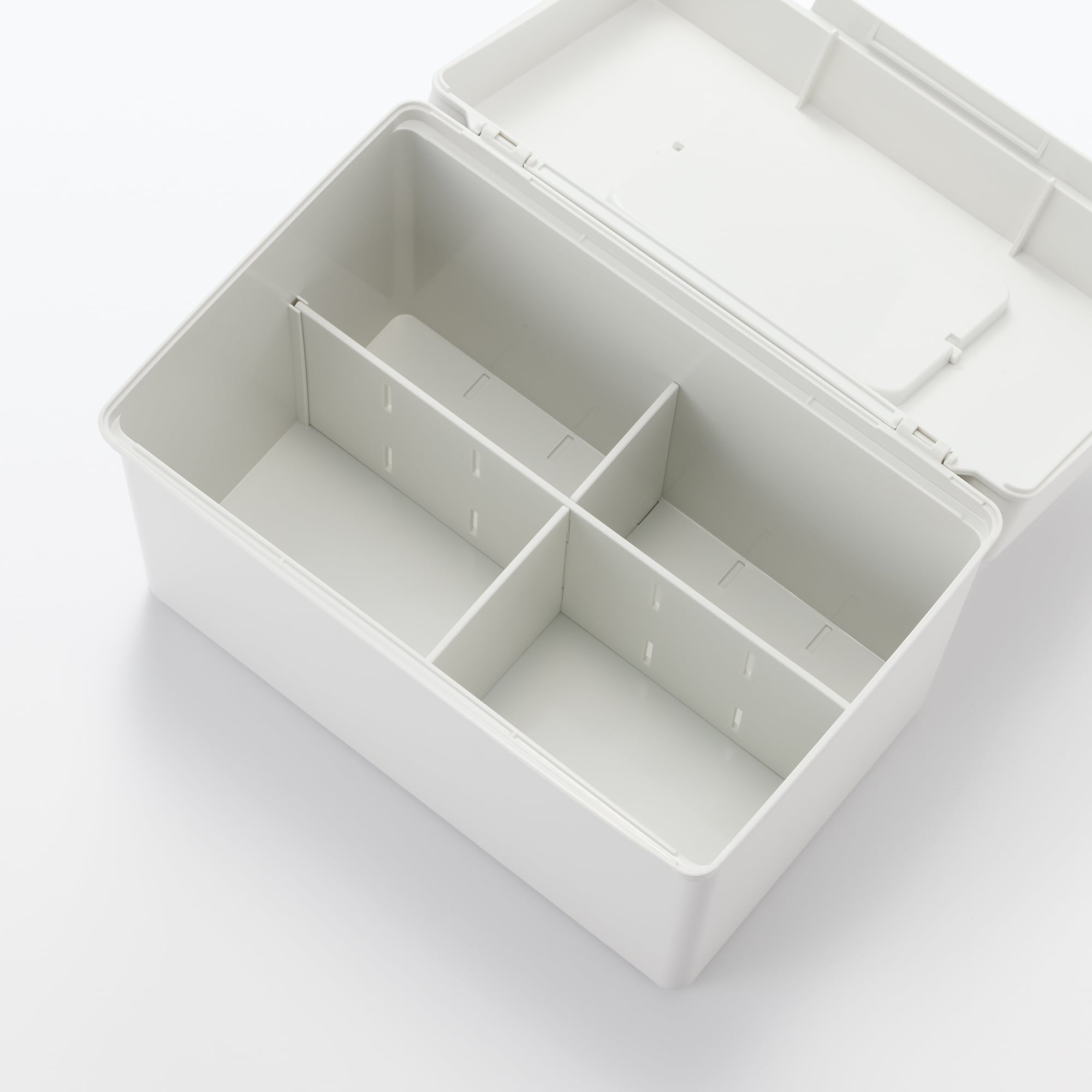 ポリプロピレン　救急箱　ホワイトグレー