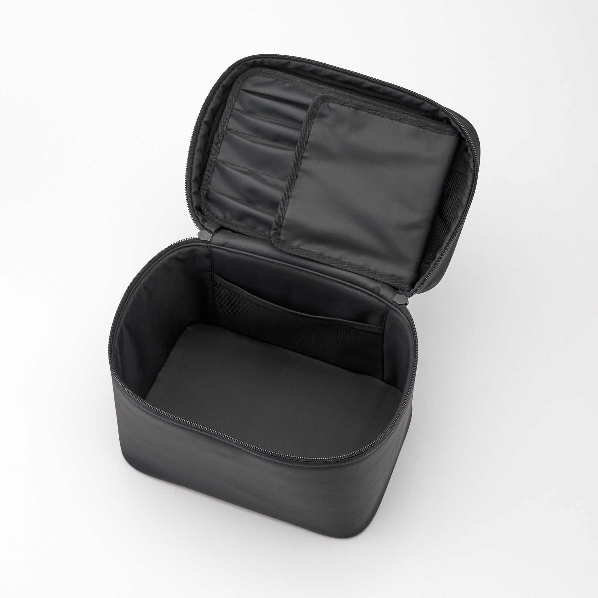 ナイロンメイクボックス