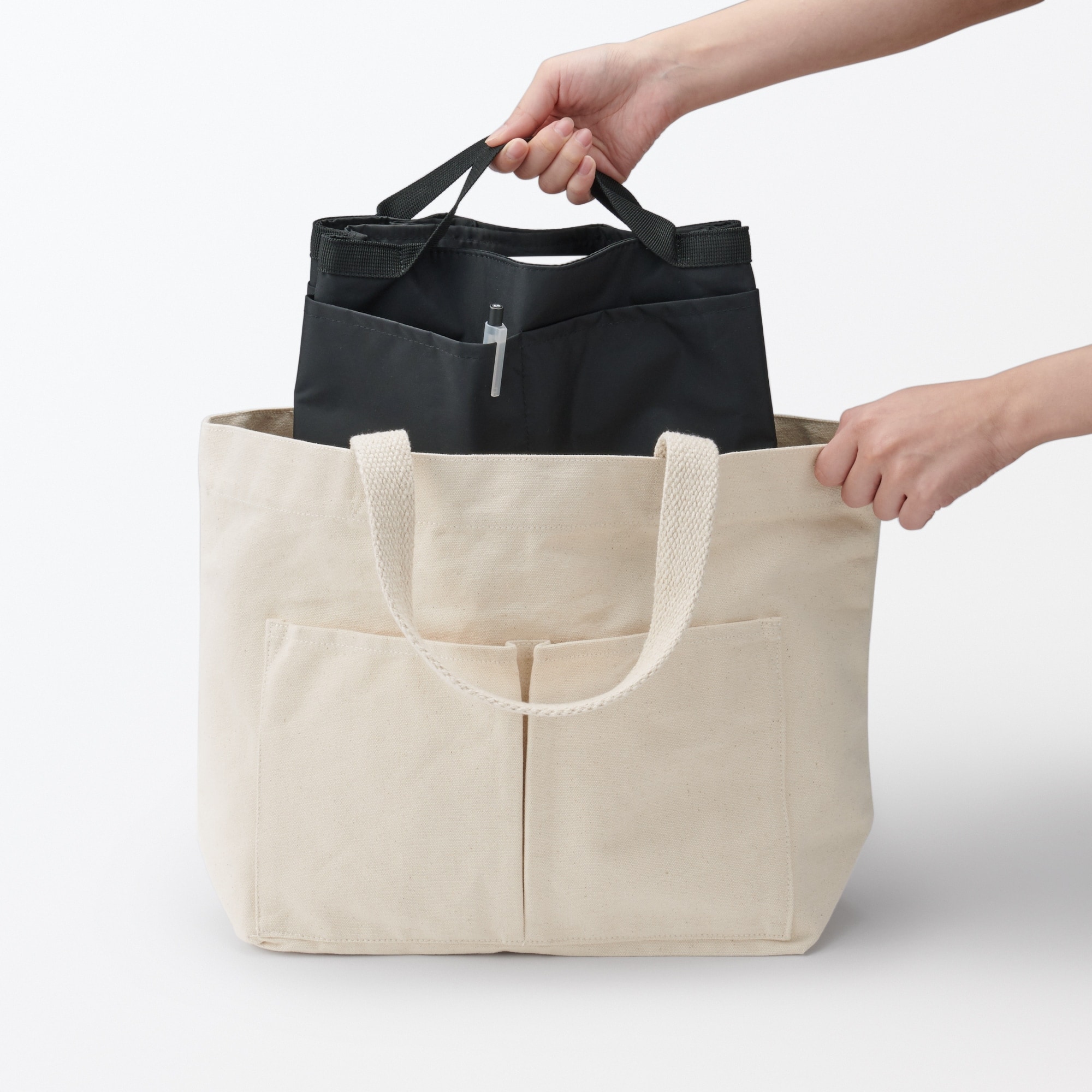 ナイロンバッグインバッグ