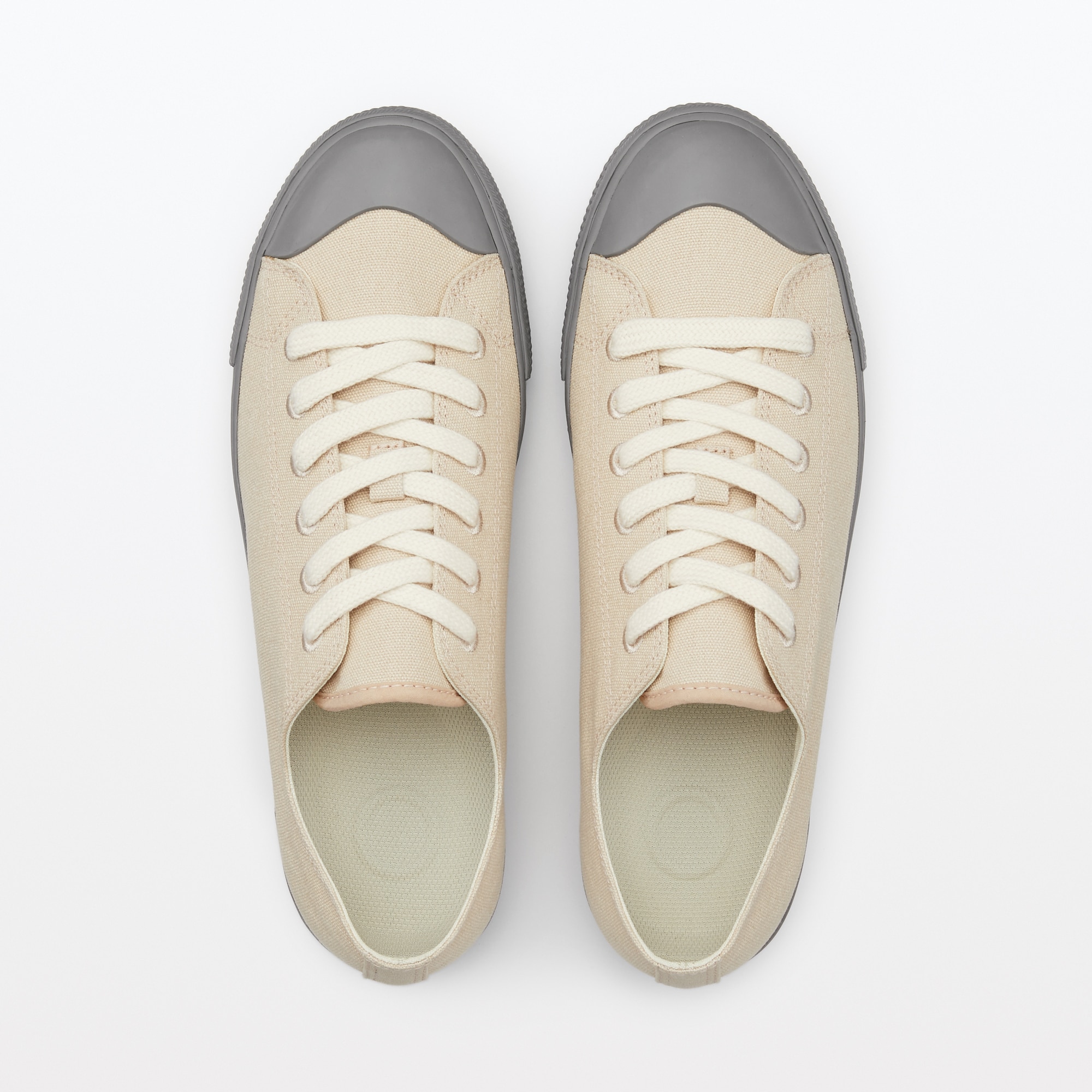 紳士　疲れにくい　撥水スニーカー