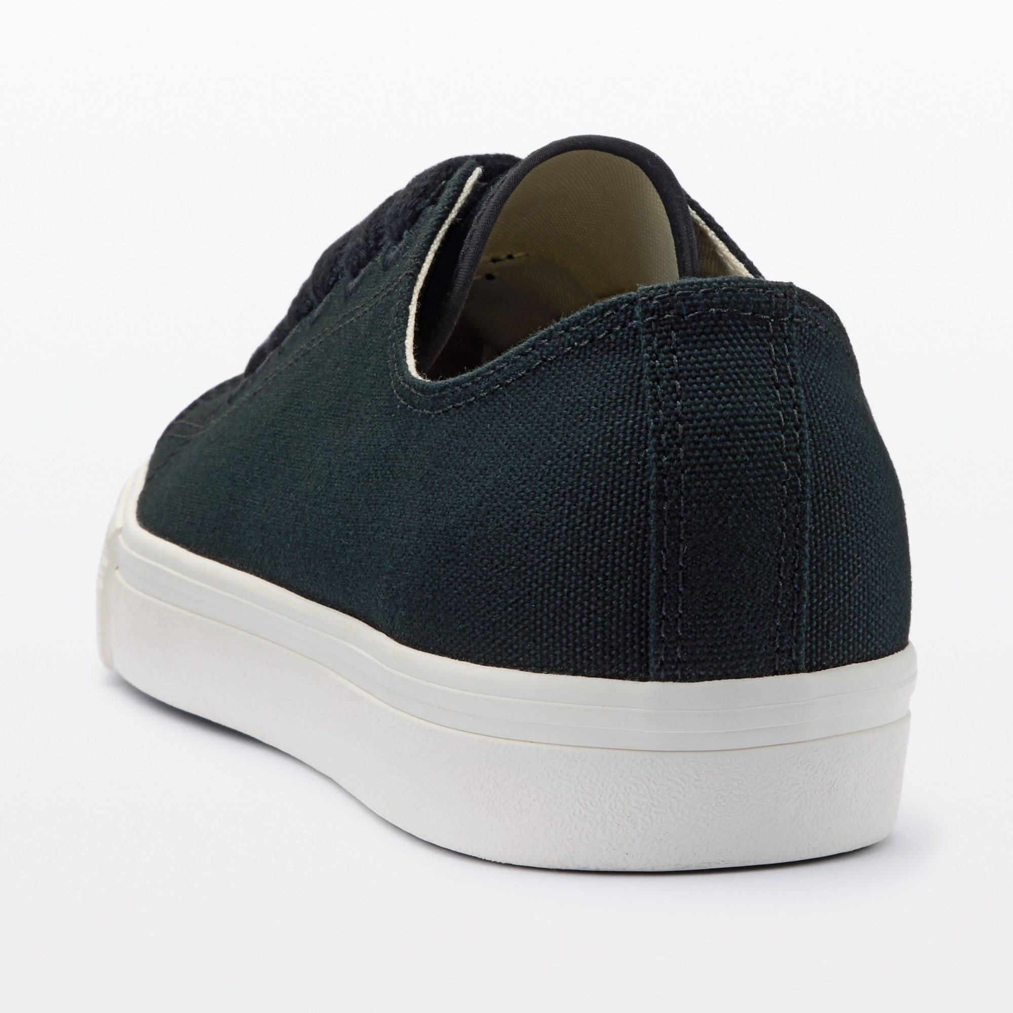 婦人　疲れにくい　撥水スニーカー