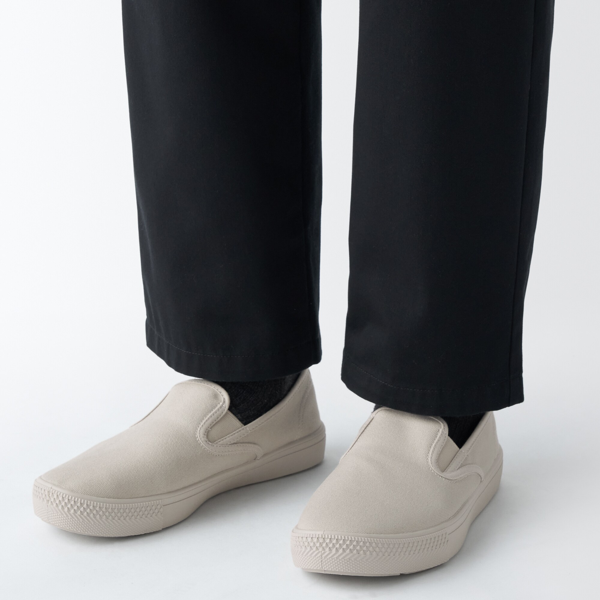 紳士　撥水スリッポンスニーカー