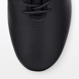 婦人　革の端材を再利用した　レースアップシューズ