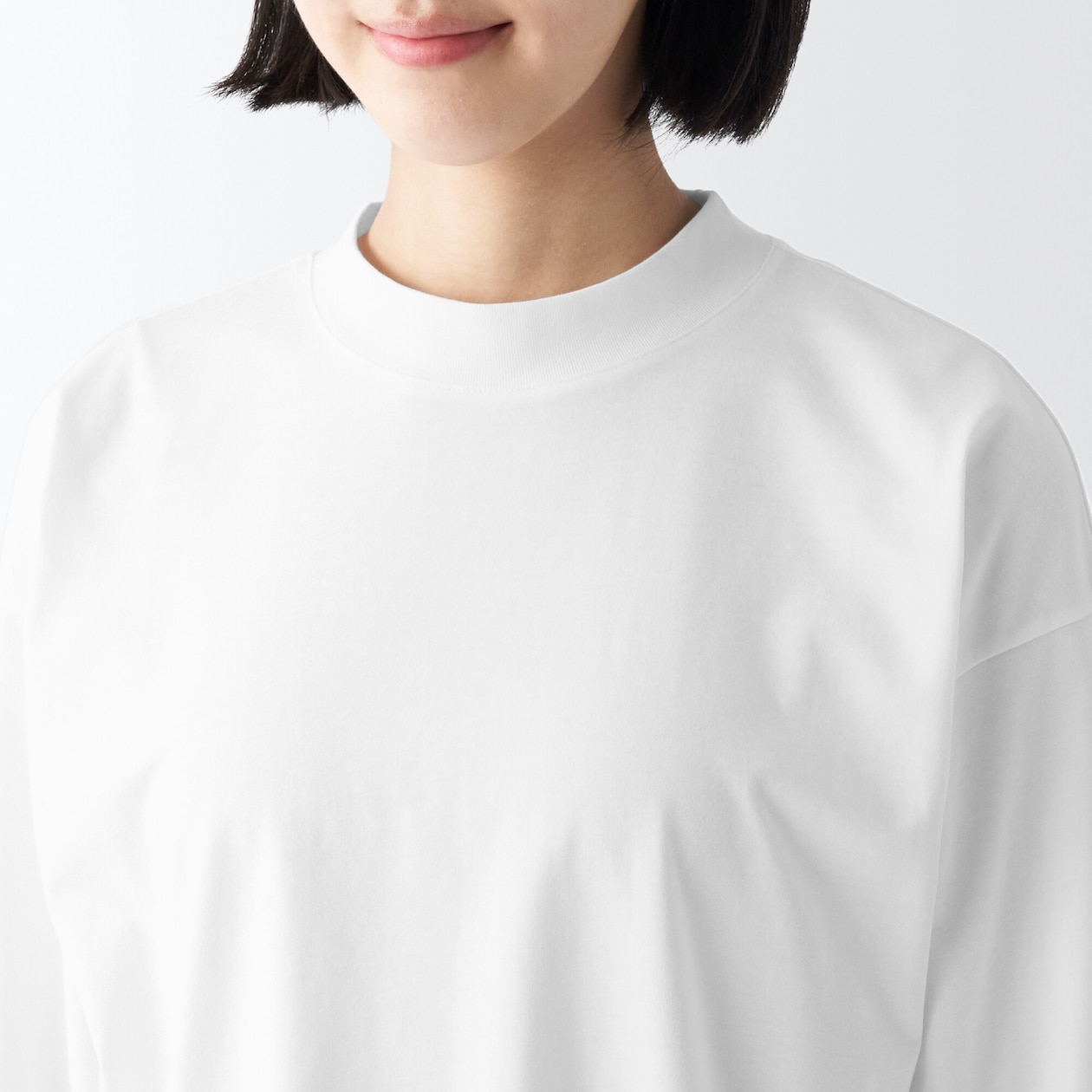 婦人　天竺編みクルーネック長袖Ｔシャツ