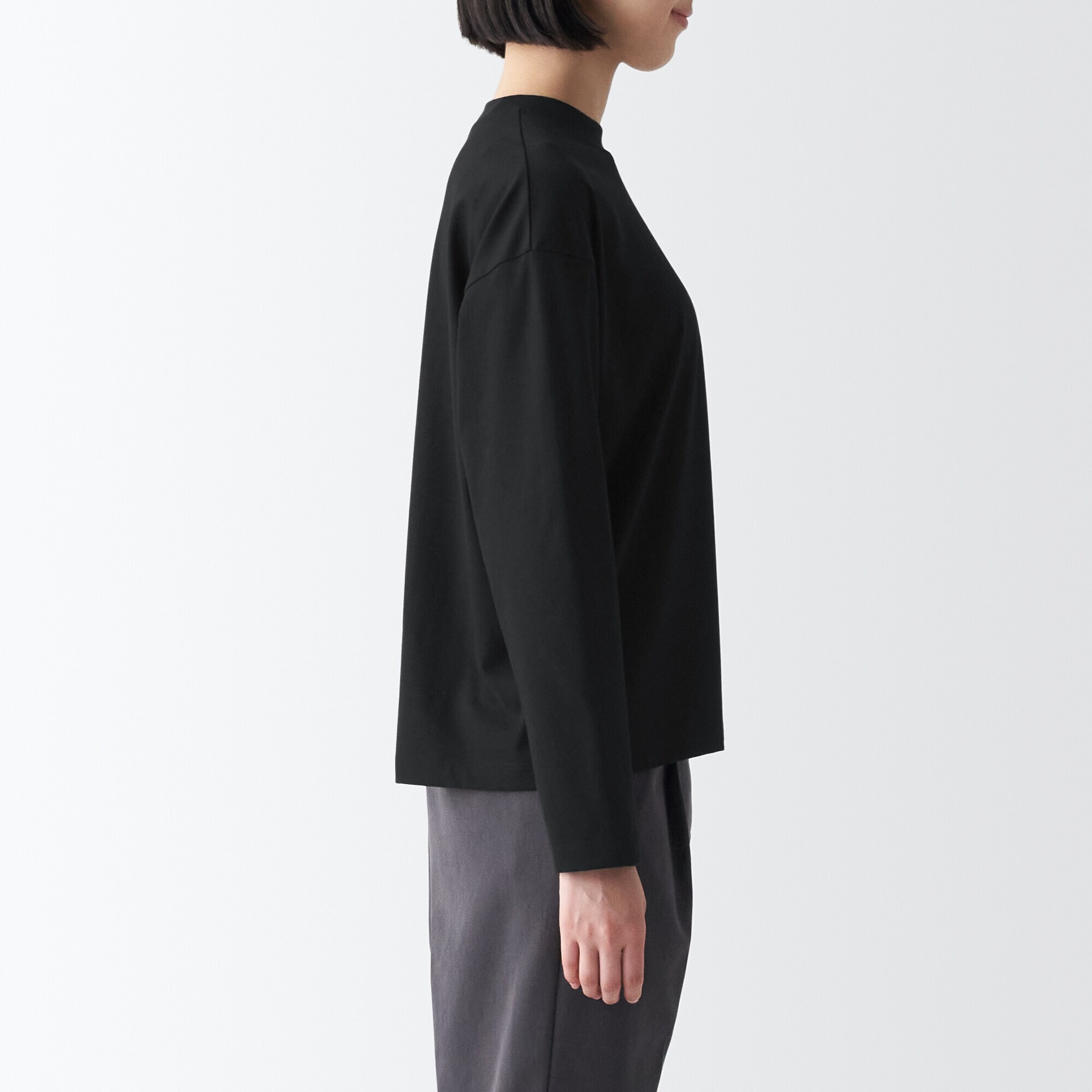 婦人　天竺編みクルーネック長袖Ｔシャツ