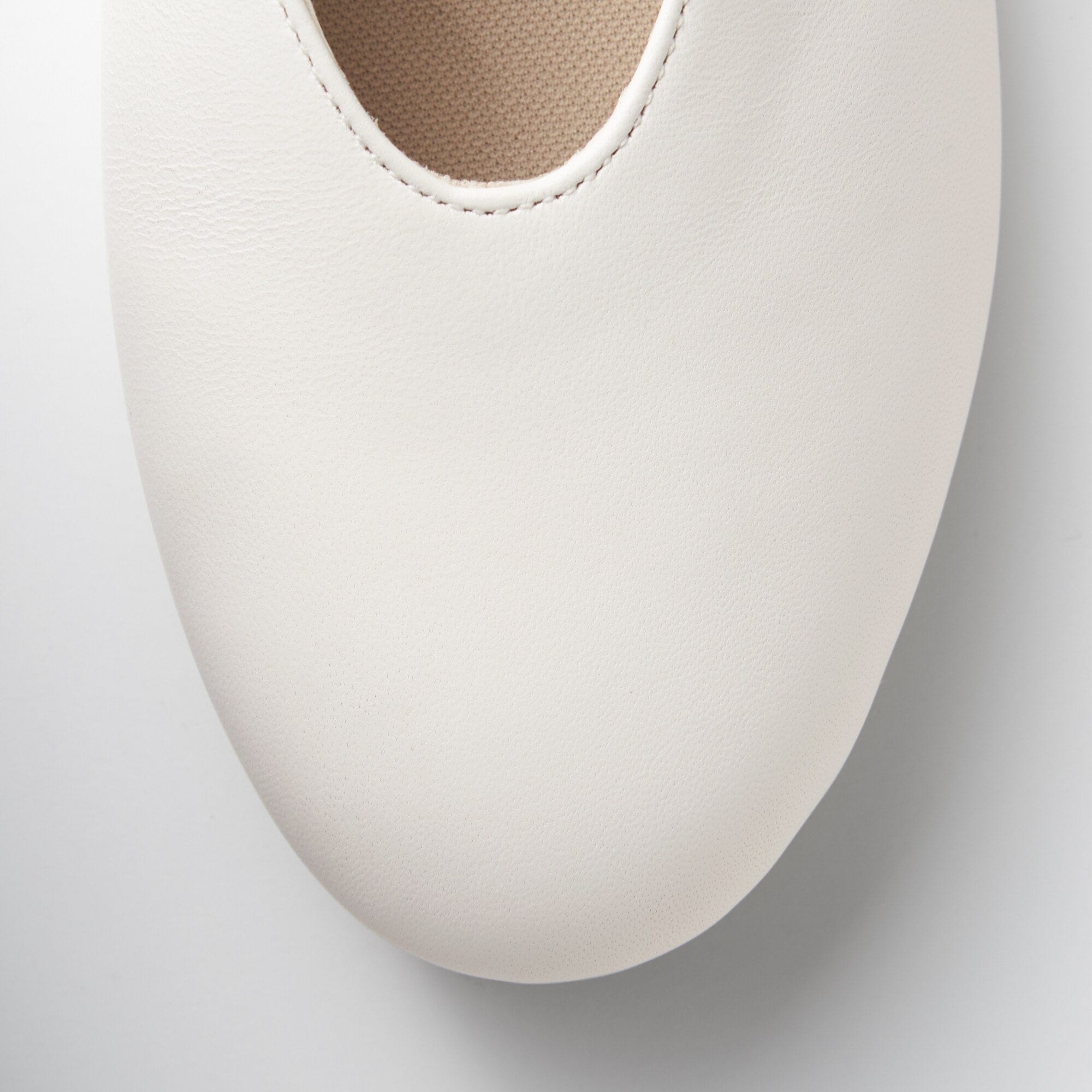 婦人　疲れにくい　レザー深履きシューズ