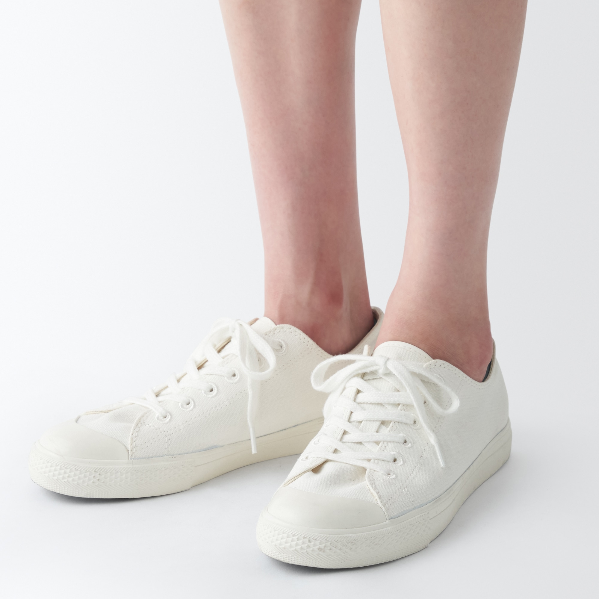 婦人　つま先に縫い目のない　浅履きフットカバー（かかと滑り止め付き）