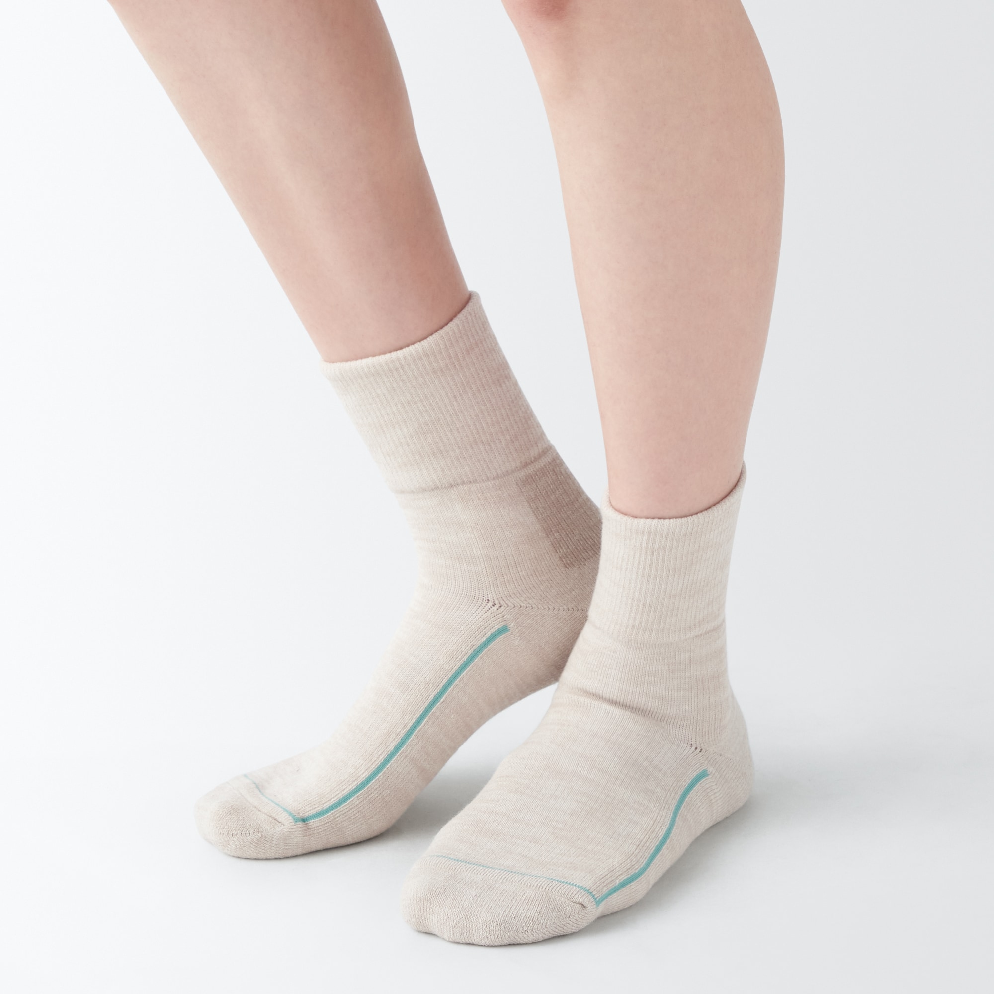 婦人　足なり直角　ウール混パイル編み　厚手ショート丈靴下