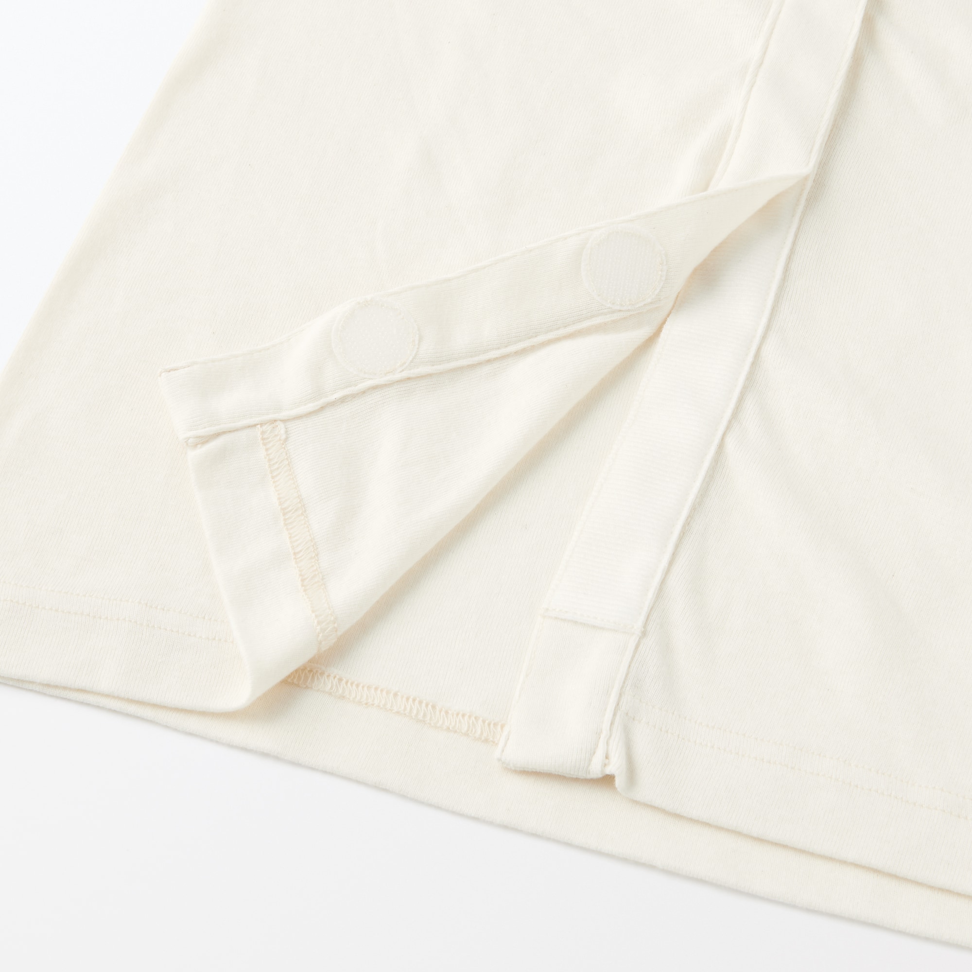 婦人　無染色前開きカップ入りタンクトップ